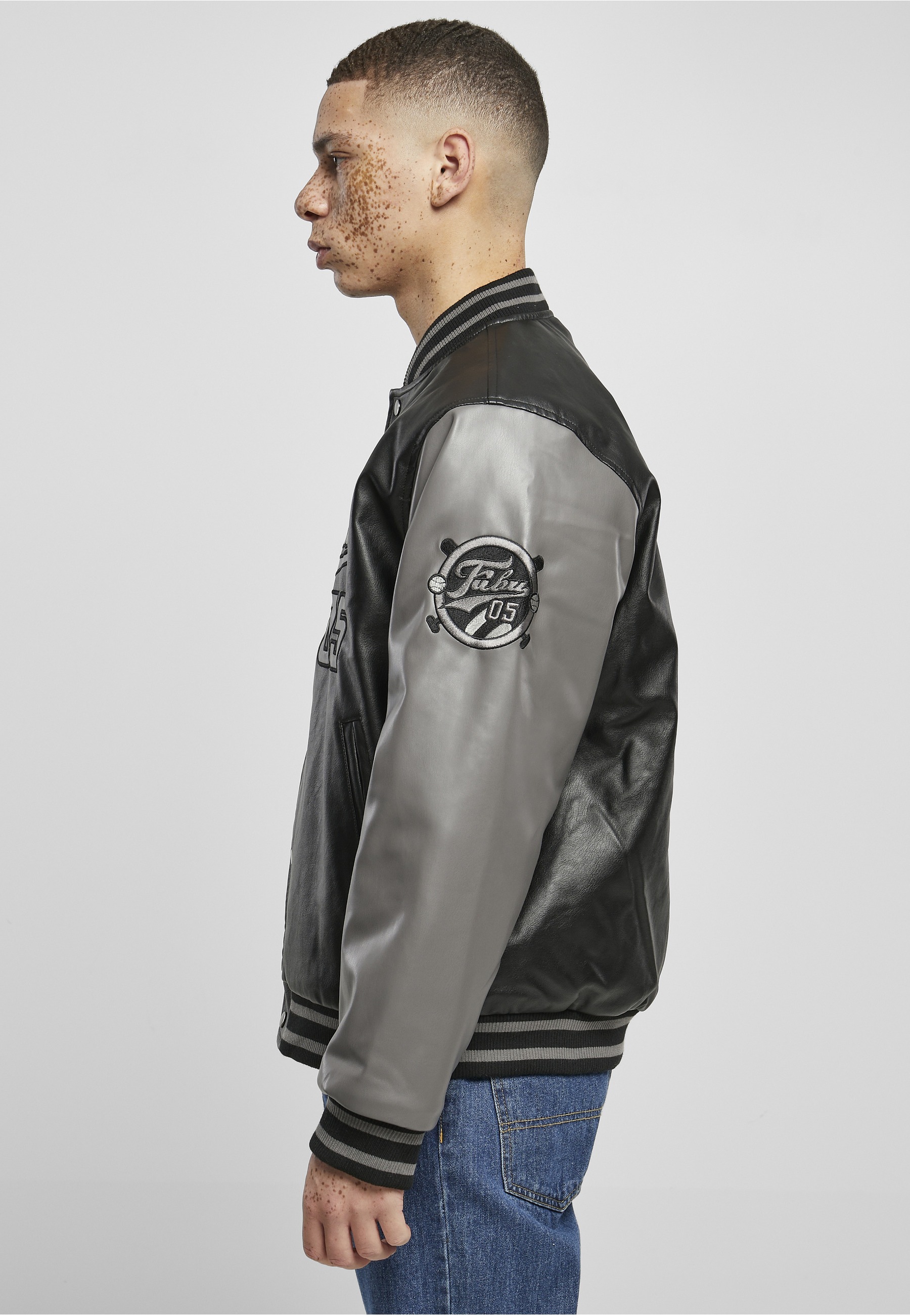 Fubu Anorak »Fubu Herren FM231-024-1 FUBU Varsity Leather Jacket« 1 Stk. tlg. ohne Kapuze