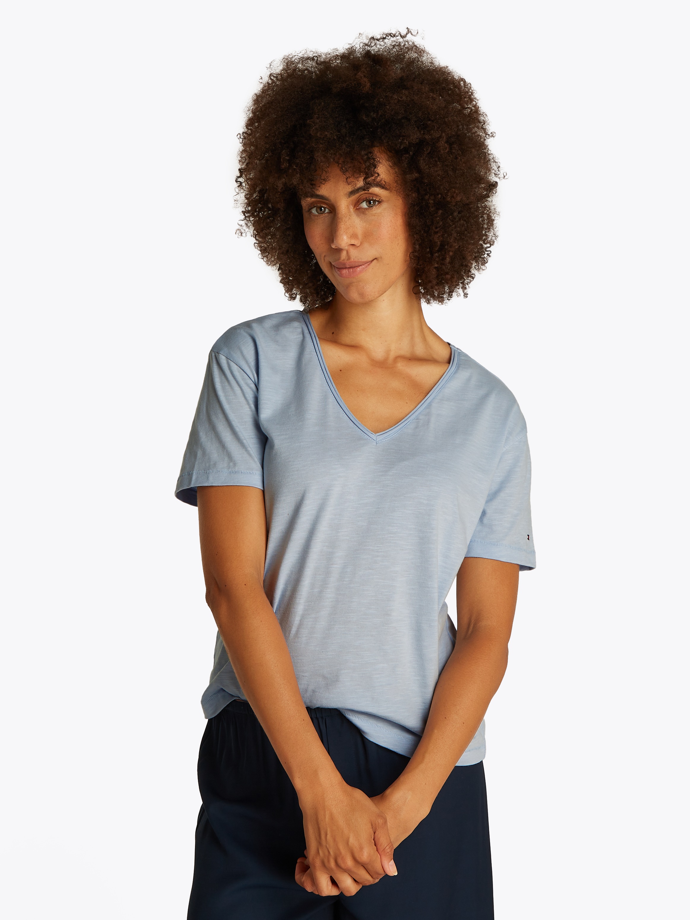 Tommy Hilfiger T-Shirt "SLUB CROP V-NK SS", mit offener Kante, mit Logostic günstig online kaufen