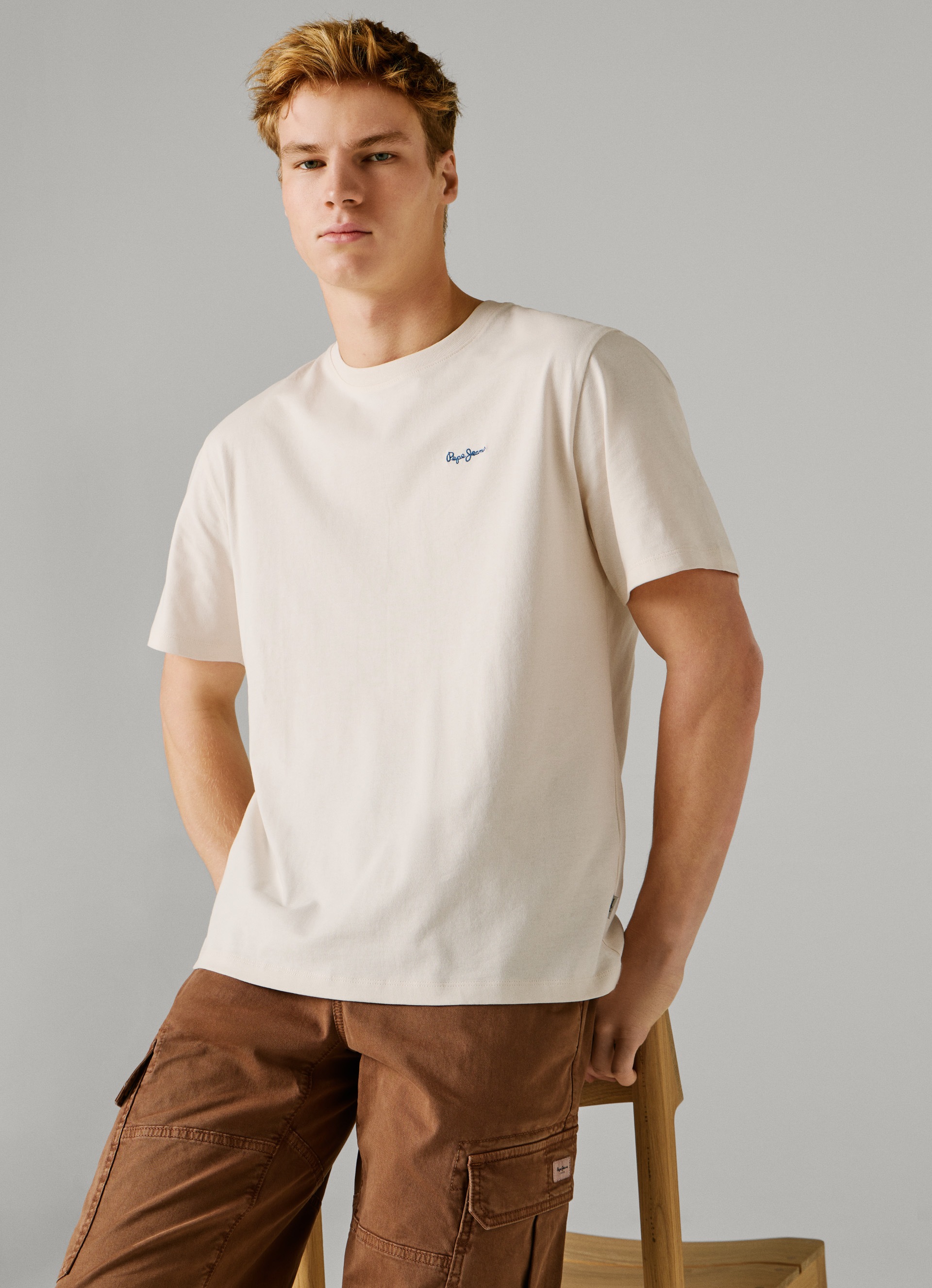 Thumbnail - Pepe Jeans T-Shirt "CONTRAST CONNOR" mit Rundhals und gesticktem Logo