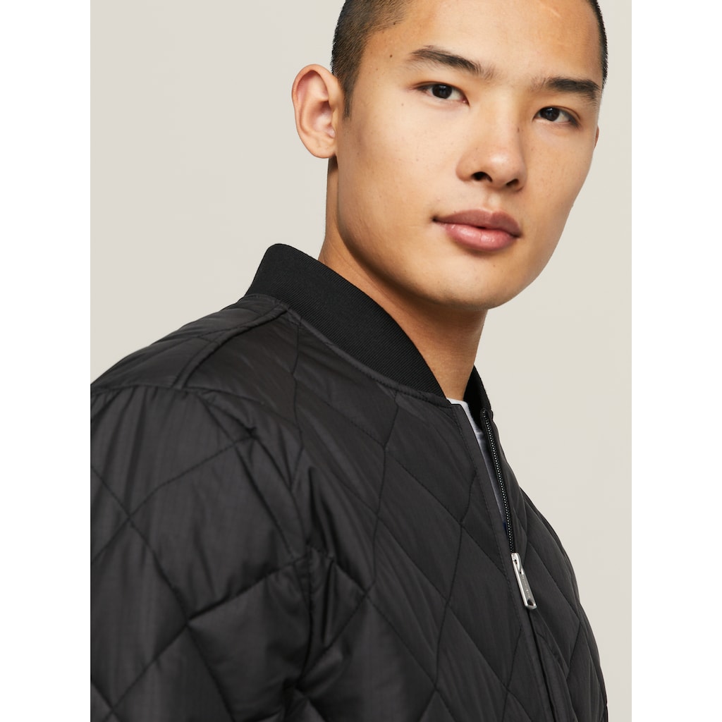 Tommy Jeans Bomberjacke »TJM REG ENTRY BOMBER«, mit Rautenmuster