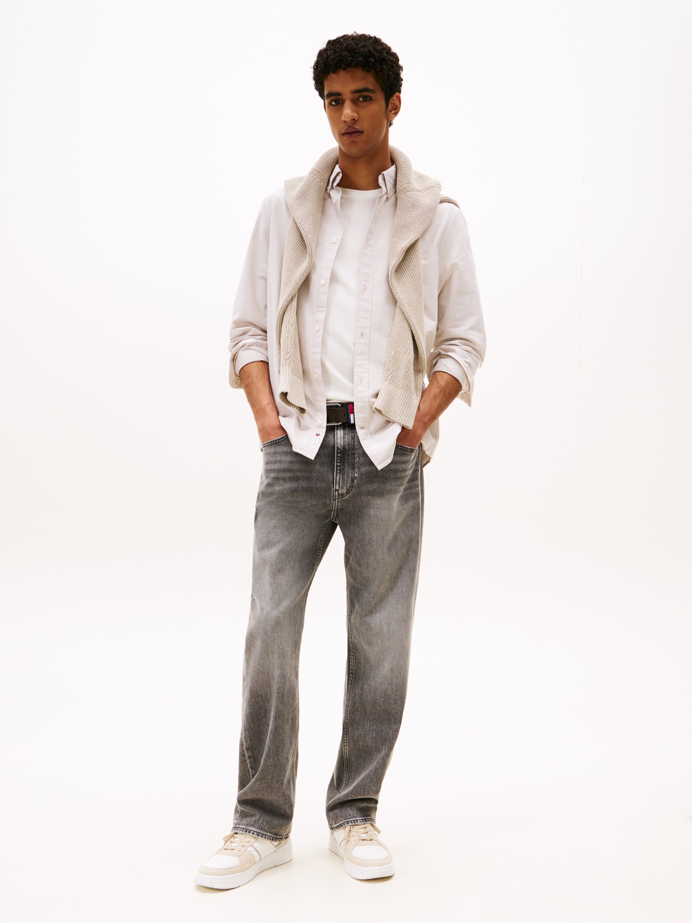 Tommy Jeans Langarmhemd »TJM REG OXFORD SHIRT EXT«, Mit Rundhalsausschnitt