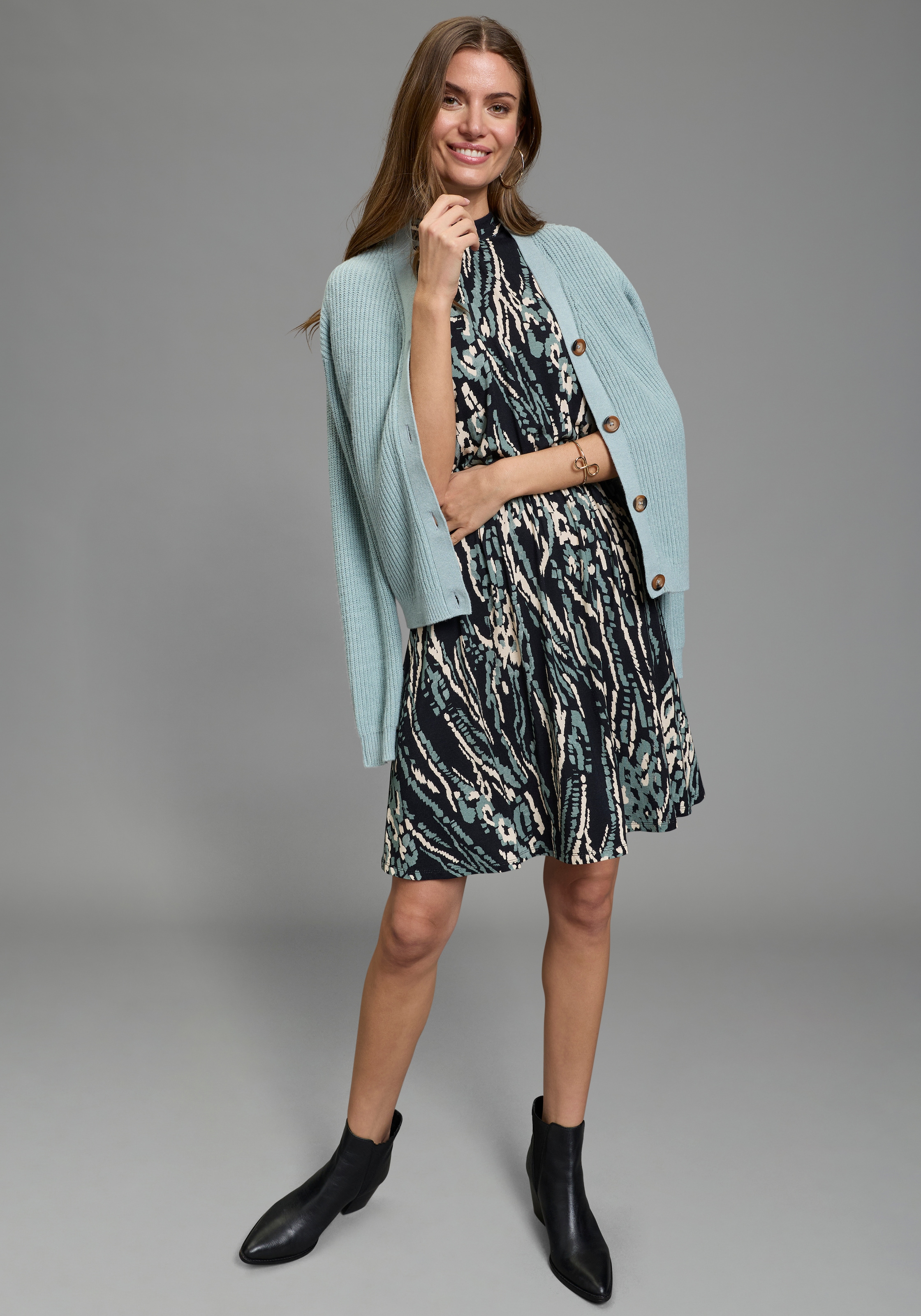 Laura Scott Sommerkleid hoch geschlossener Ausschnitt, aus Jersey, Abstrakt günstig online kaufen