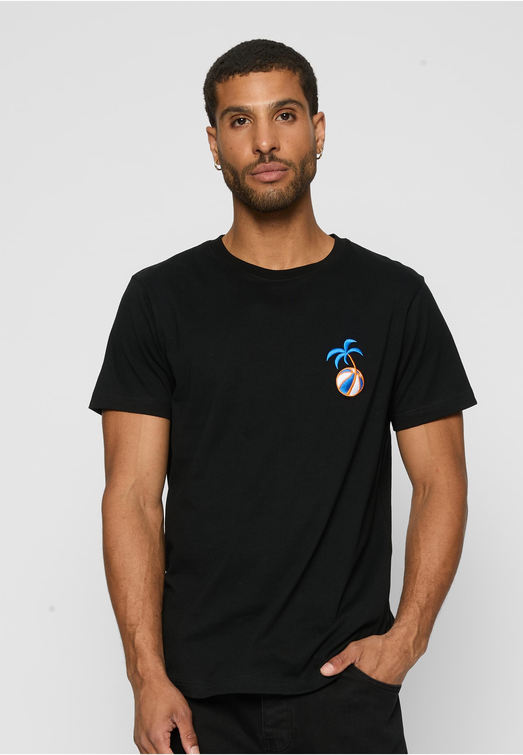 MisterTee T-Shirt »MisterTee Summer Basketball Tee EMB black 3XL«, (1 tlg.)