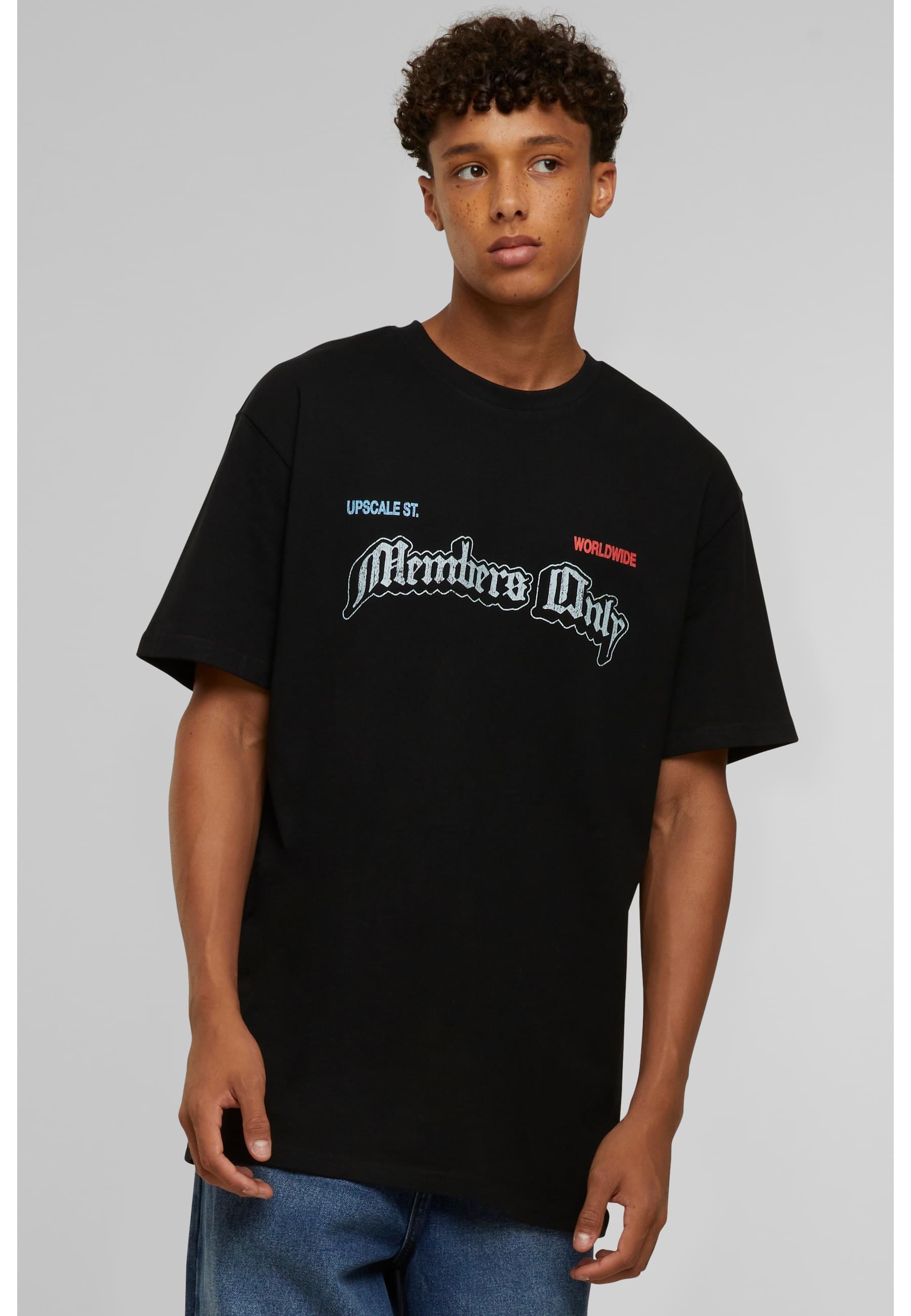 Upscale by Mister Tee T-Shirt »Upscale by Mister Tee Only Members Oversize Tee«, (1 tlg.)