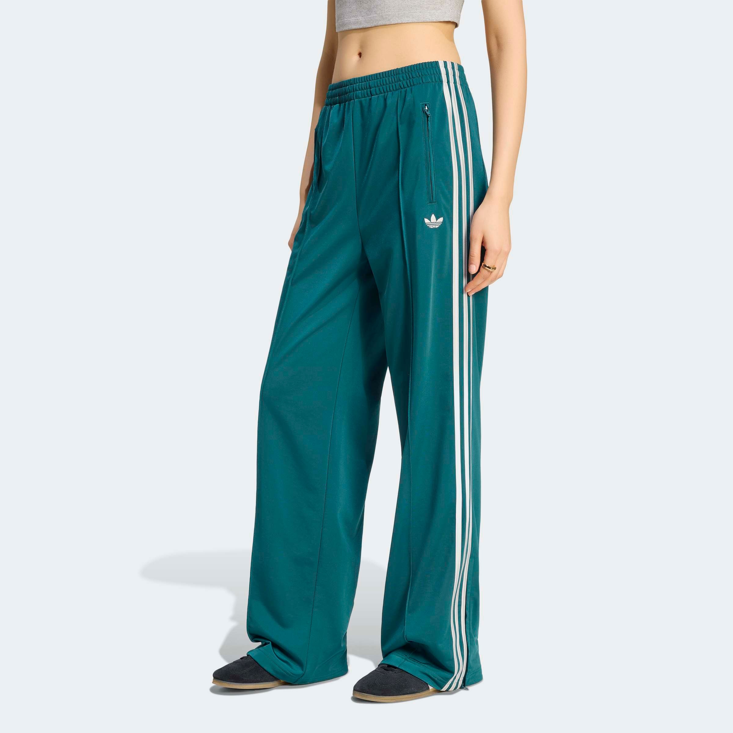 adidas Originals "FIREBIRD LOOSE"