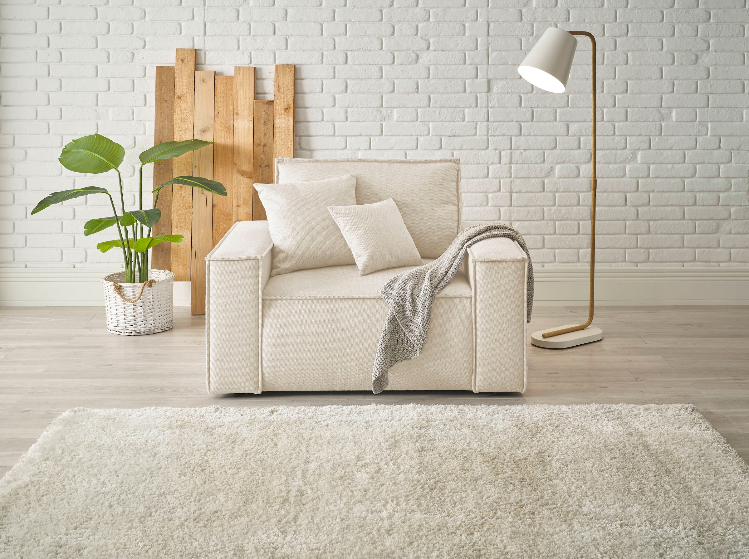 OTTO home Loveseat "FINNLEY Struktur fein, XXL-Sessel, Lesesessel, inkl. Zierkissen" 1 Stk. tlg. verfügbar in den Stoffqualitäten Bouclé, Struktur fein und Mega Cord