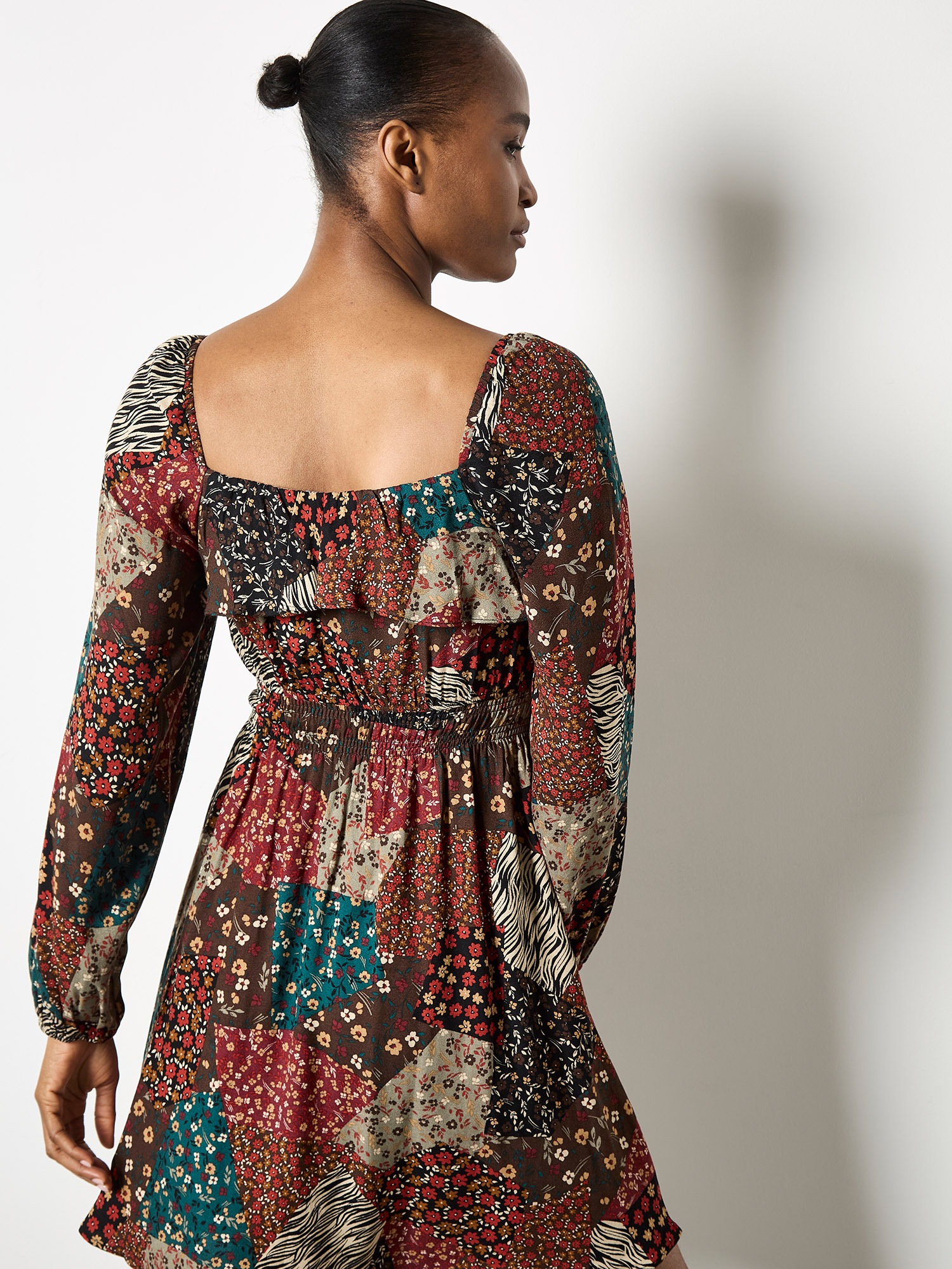 Apricot 2-in-1-Kleid »Patchworkkleid« mit Smokdetails und Ballonärmel