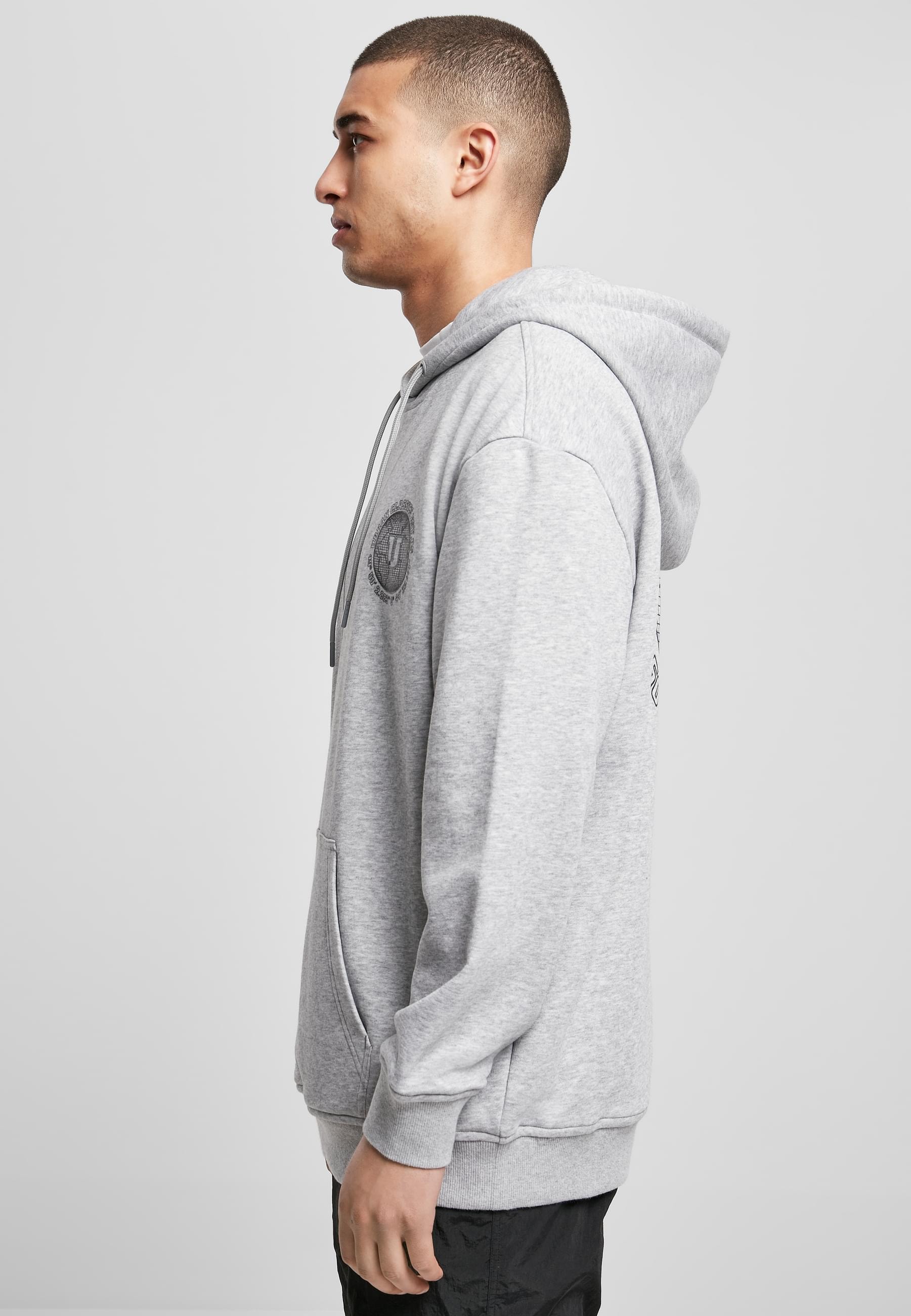 URBAN CLASSICS Sweatshirt »Urban Classics Herren Globetrotter Hoody«, (1 tlg.)