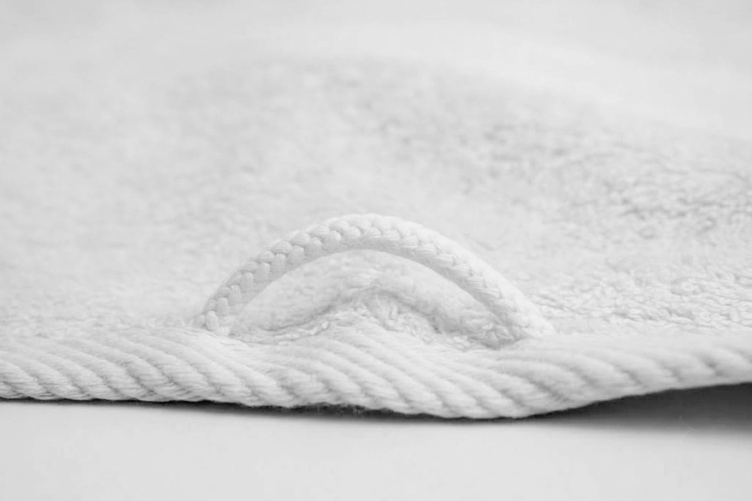 OTTO home Badetücher »Finnja, 2 Premium Duschtücher, 550 gr/m², 70x140cm« 100% Baumwolle, unifarben, schwer & flauschig, 5 Jahre Garantie