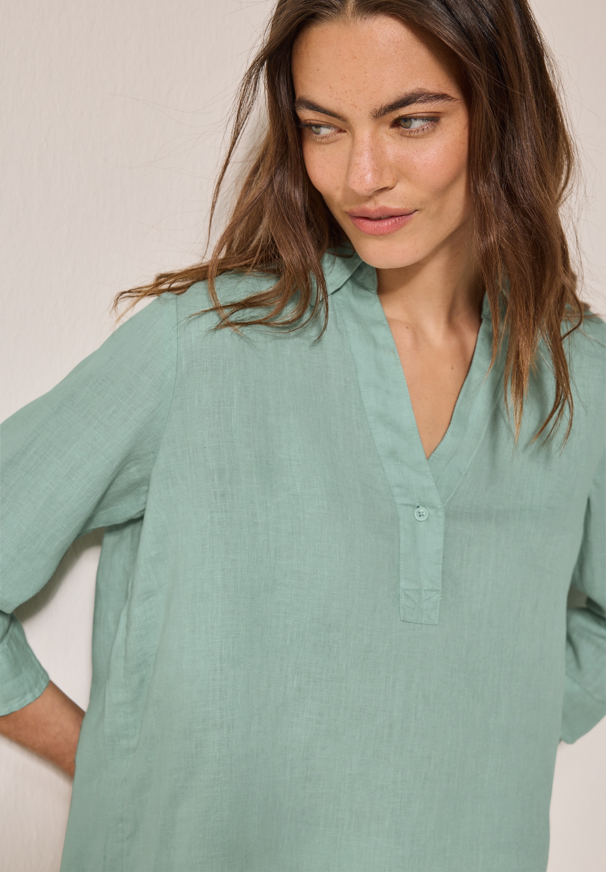 Cecil Hemdbluse, lang, mit 3/4-Arm und aus Leinen
