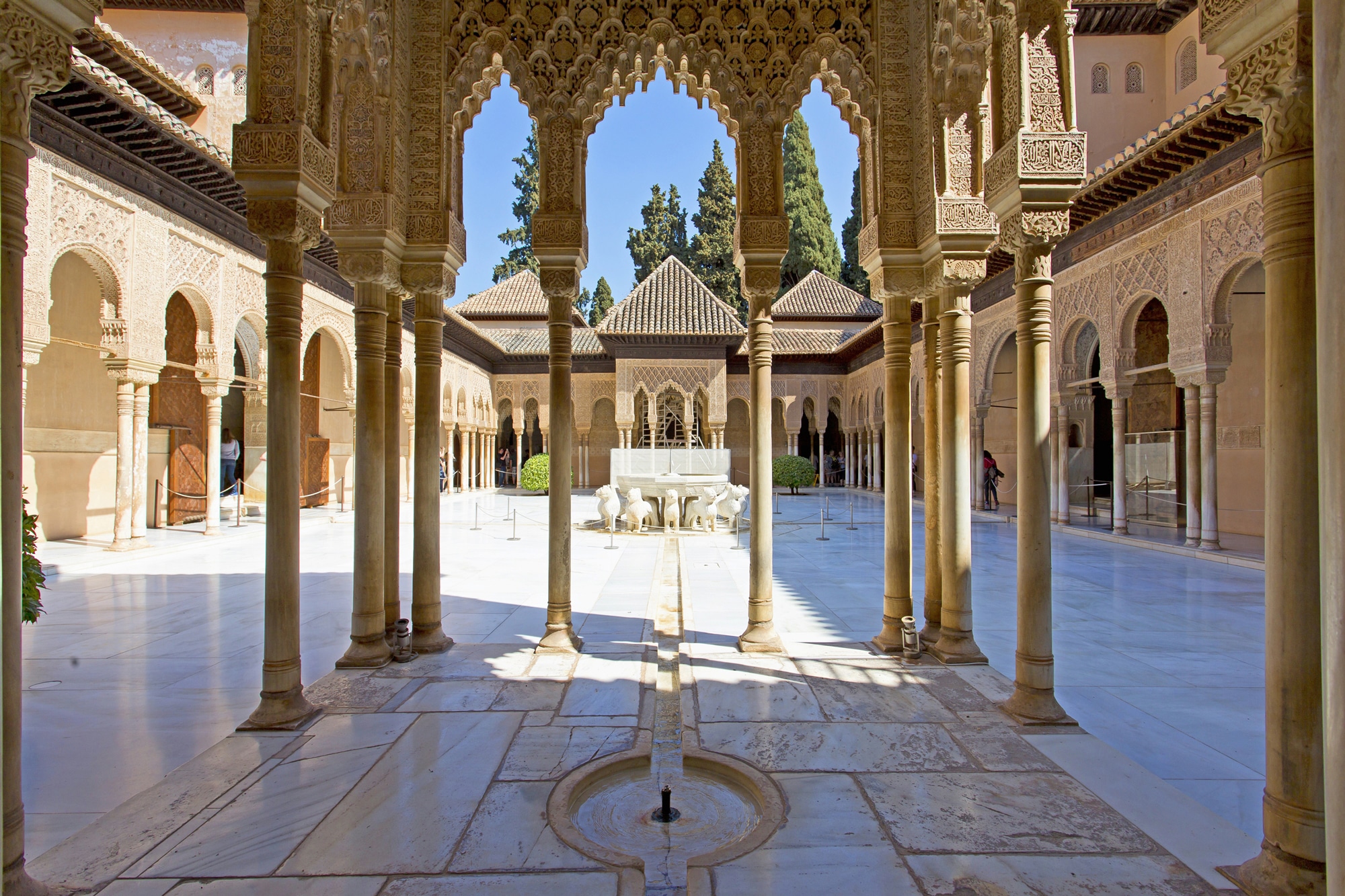 Papermoon Fototapete "ARCHITEKTUR-PATIO DES LÖWES PALAST ALHAMBRA BOGEN HOF"