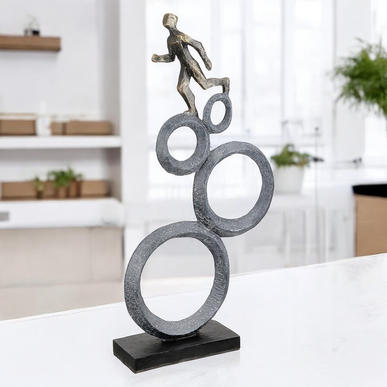 Casablanca by Gilde Dekofigur "Skulptur Running on Rings"
