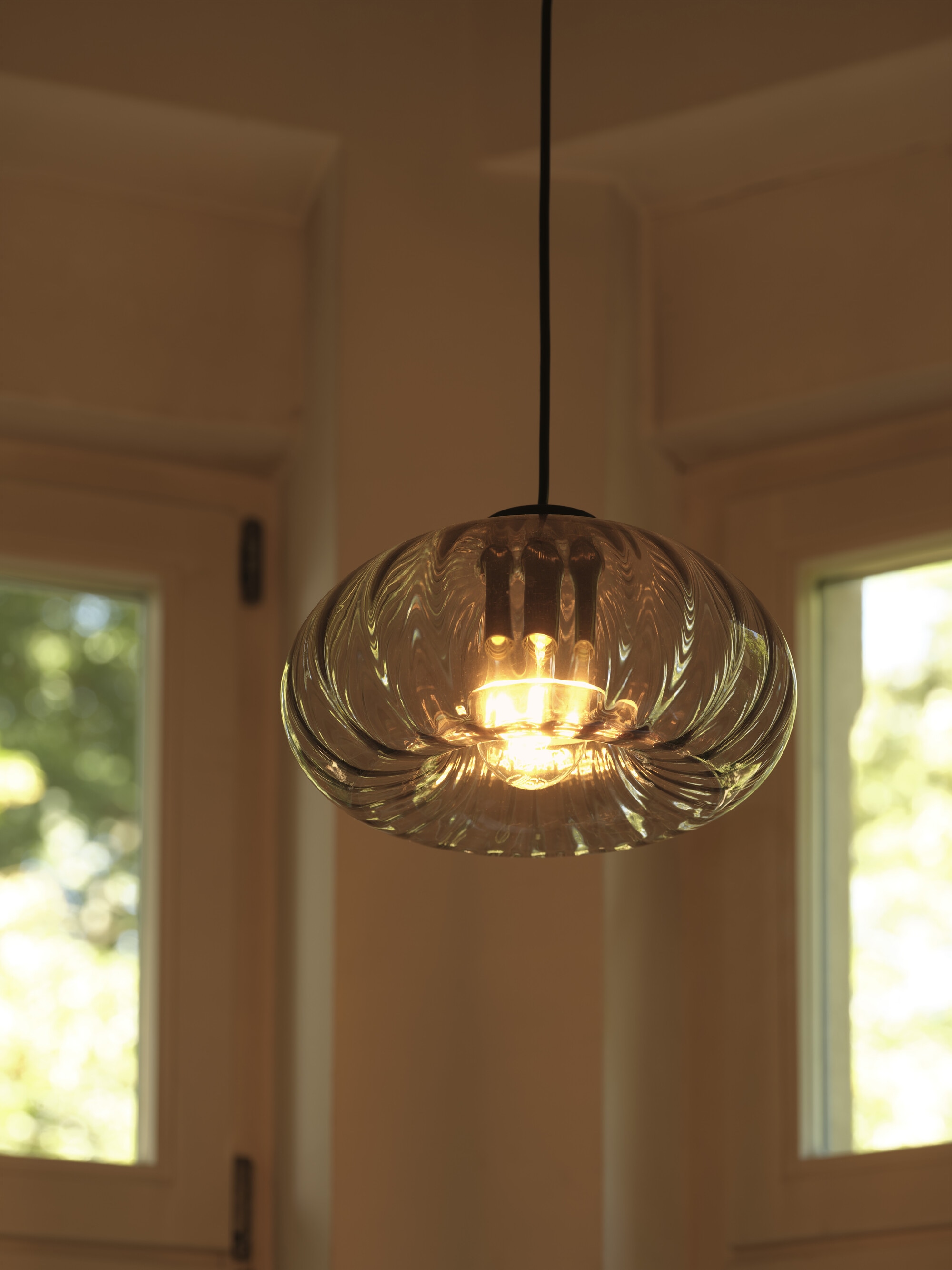 Osram Pendelleuchte »Decor Smoke Glass« E27 1 Stk. schwarz, E27, Stahl und Glas