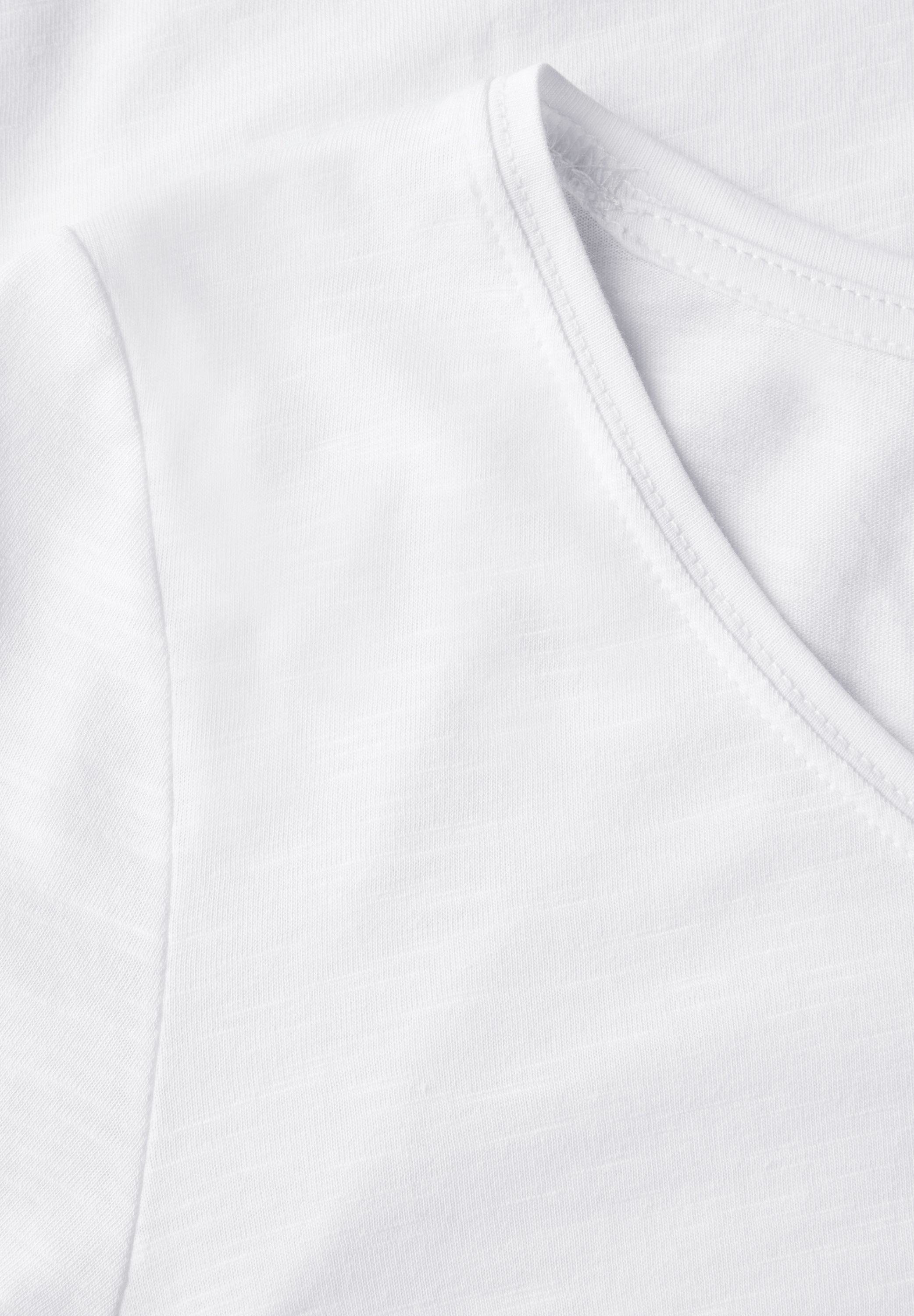 STREET ONE V-Shirt, mit abgerundetem V-Ausschnitt