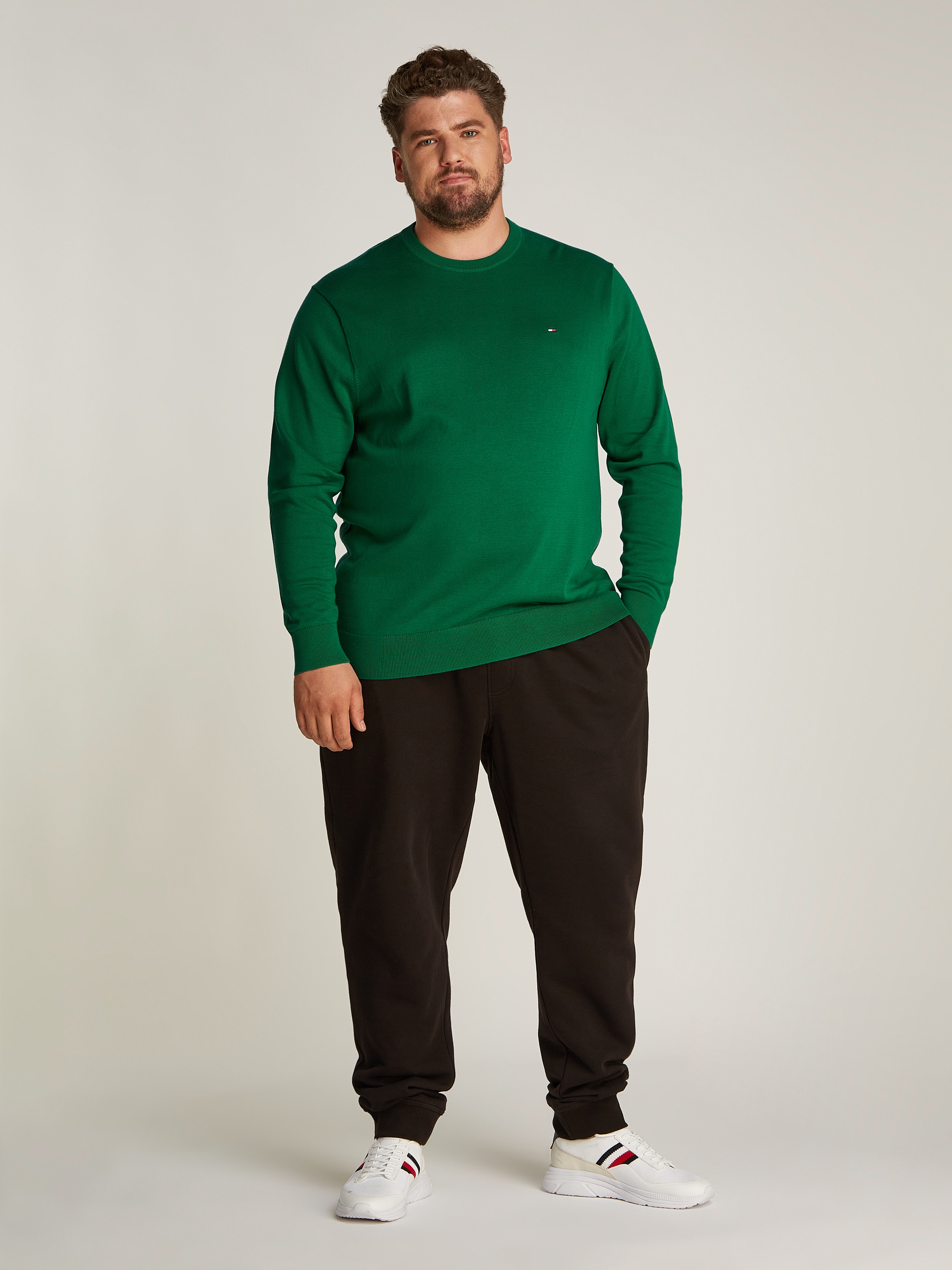 Tommy Hilfiger Big & Tall Rundhalspullover »BT-ESSENTIAL COTTON CREW NECK-B« in Großen Größen, Logostickerei