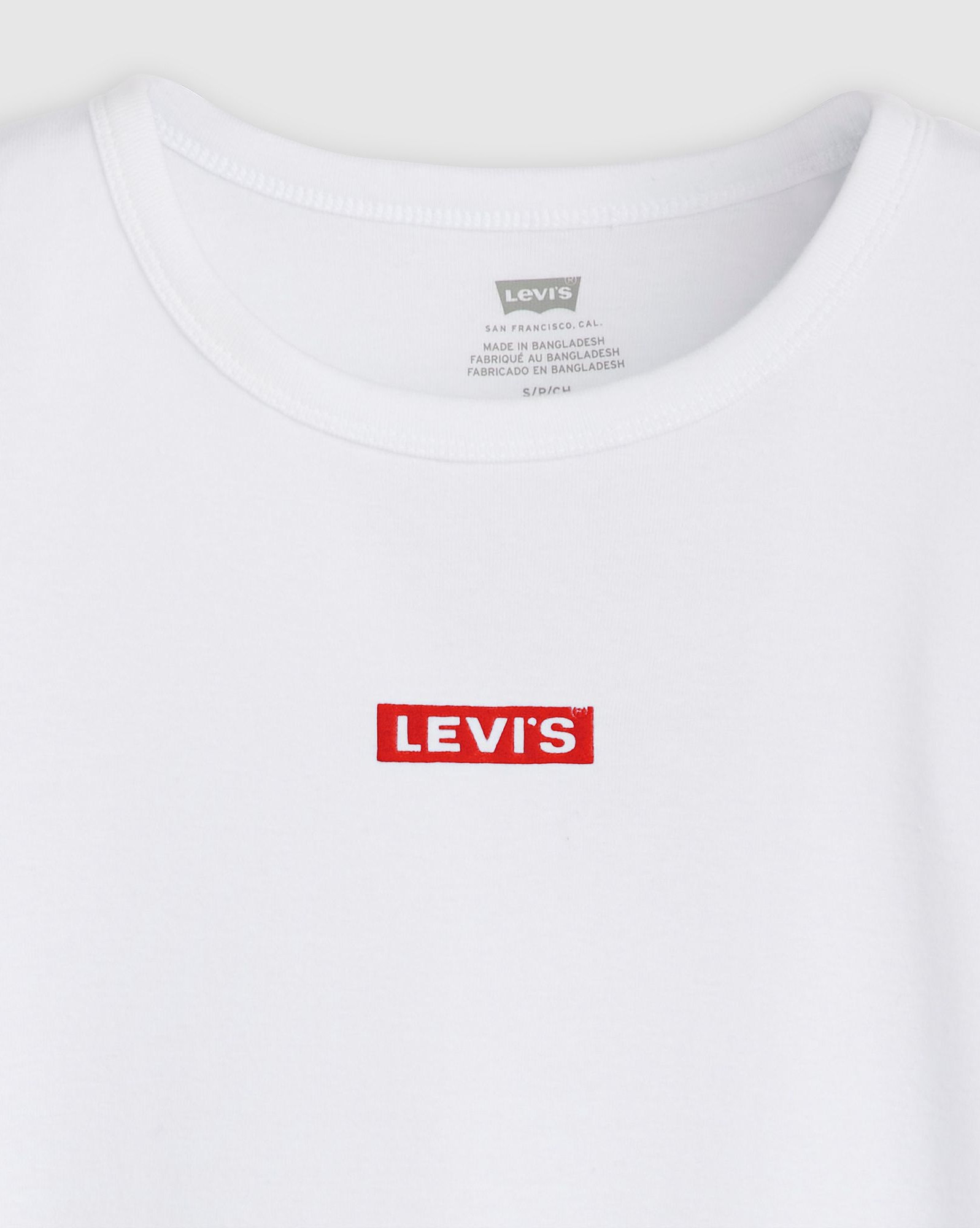 Levi's® T-Shirt »LSE GRAPHIC RICKIE«, Kontrastfarbene LEVI`S®- Applikation