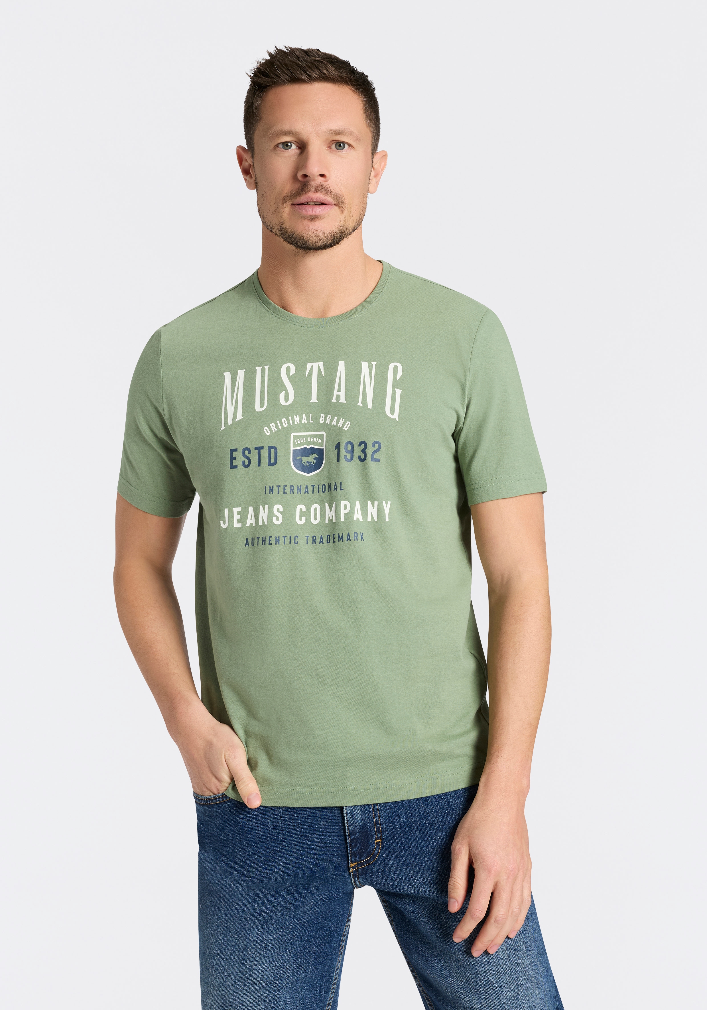MUSTANG Kurzarmshirt "Alex Logoprint" Kurzarm, normale Passform