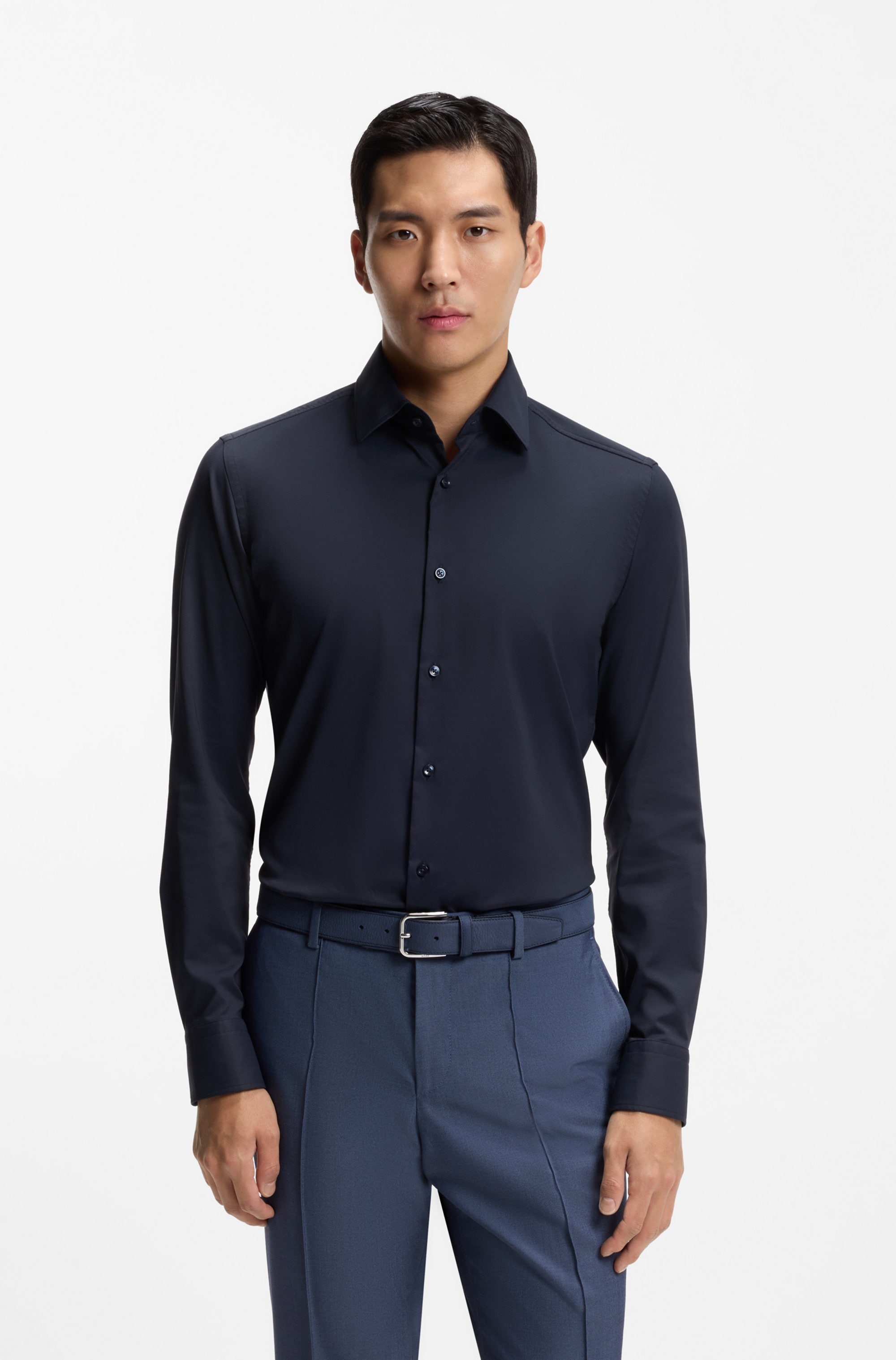 BOSS Businesshemd "HANK" Slim-Fit, aus funktionalem Stretch-Twill, Kentkragen