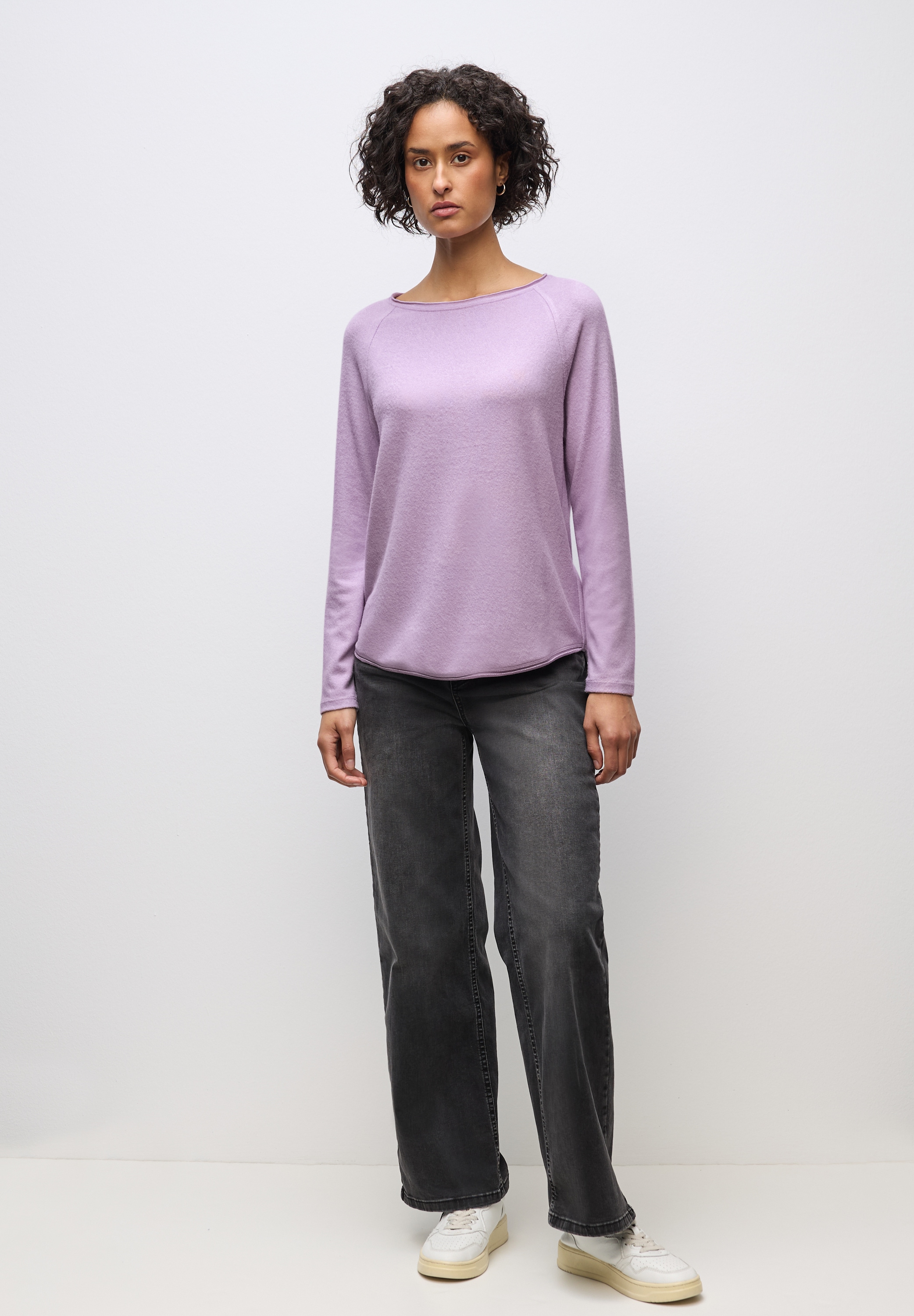 STREET ONE Langarmshirt, aus softem Materialmix