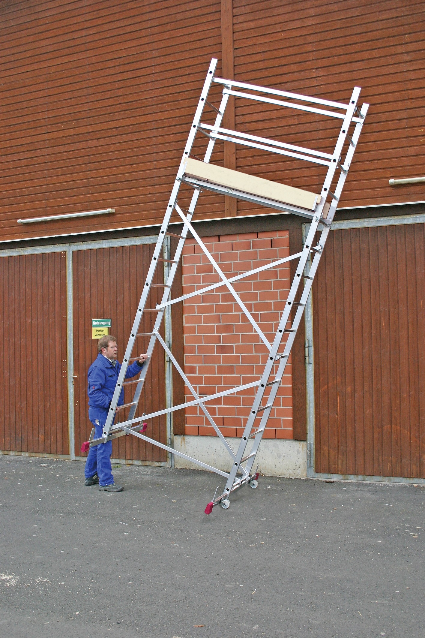 KRAUSE Fahrgerüst »CORDA«, Montagegerüst mit rutschsicherer Belagbühne 1,50 x 0,56 m