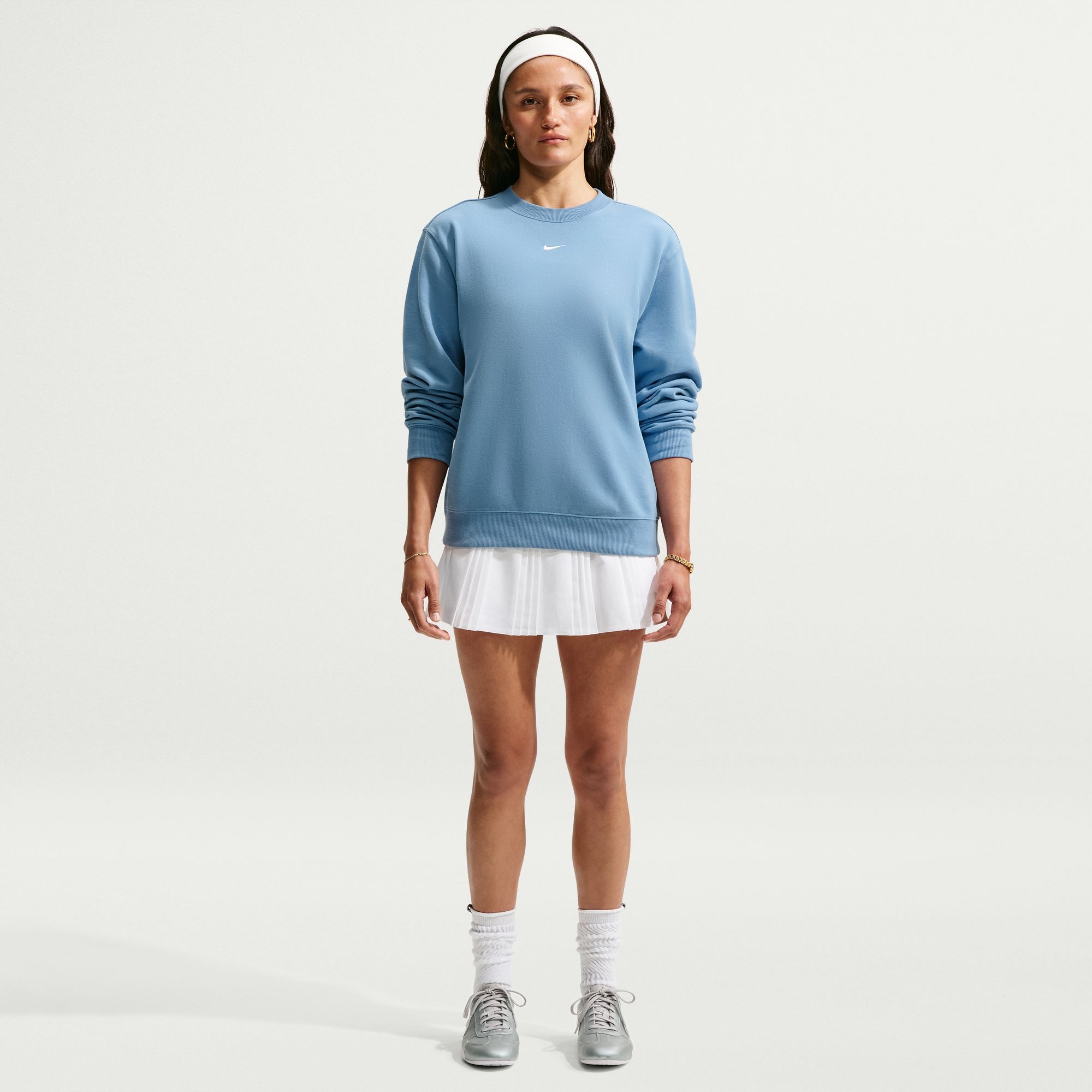 Nike Sportswear Sweatshirt »W NK STDO FLC LW STD CREW«, mit Rundhalsausschnitt, aus angerauter Sweatware, in normaler Länge

