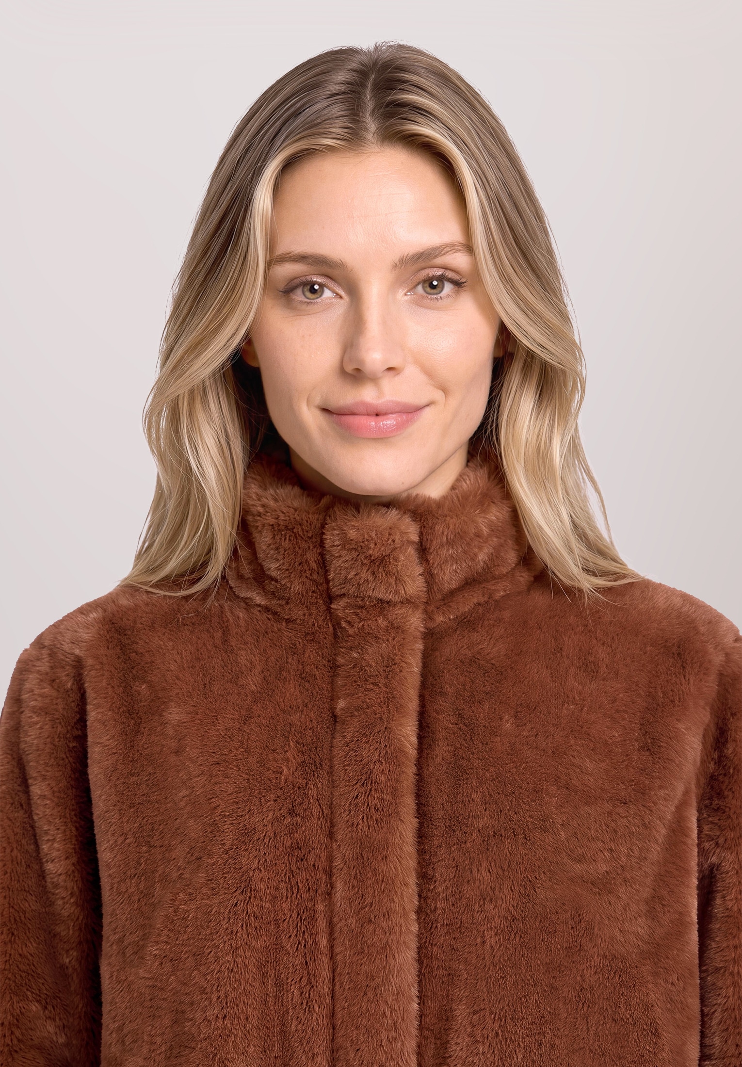 Betty&Co Fellimitatjacke »Damen mit Taschen«