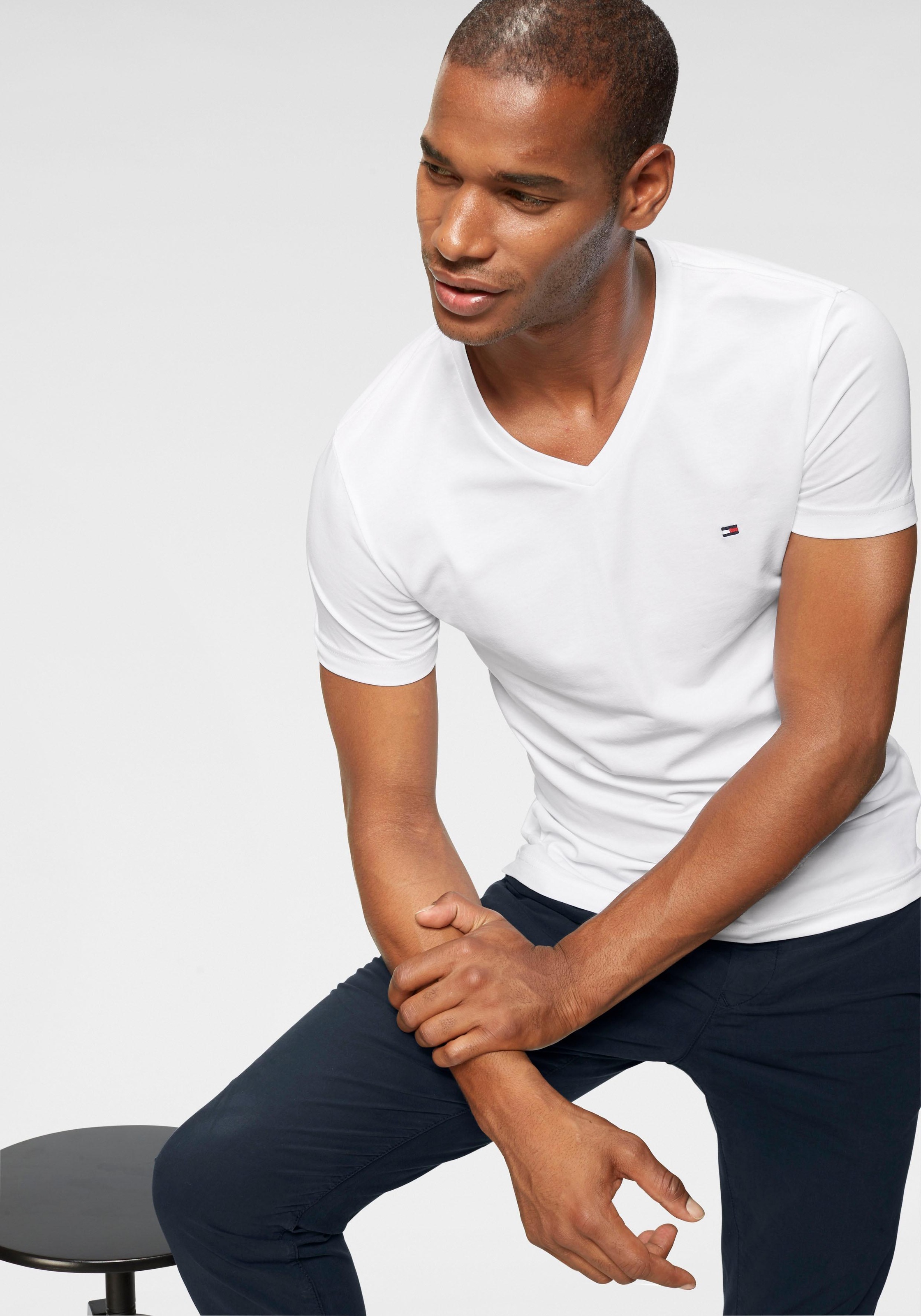 T Shirts Mit V Ausschnitt Fur Herren Online Kaufen Baur