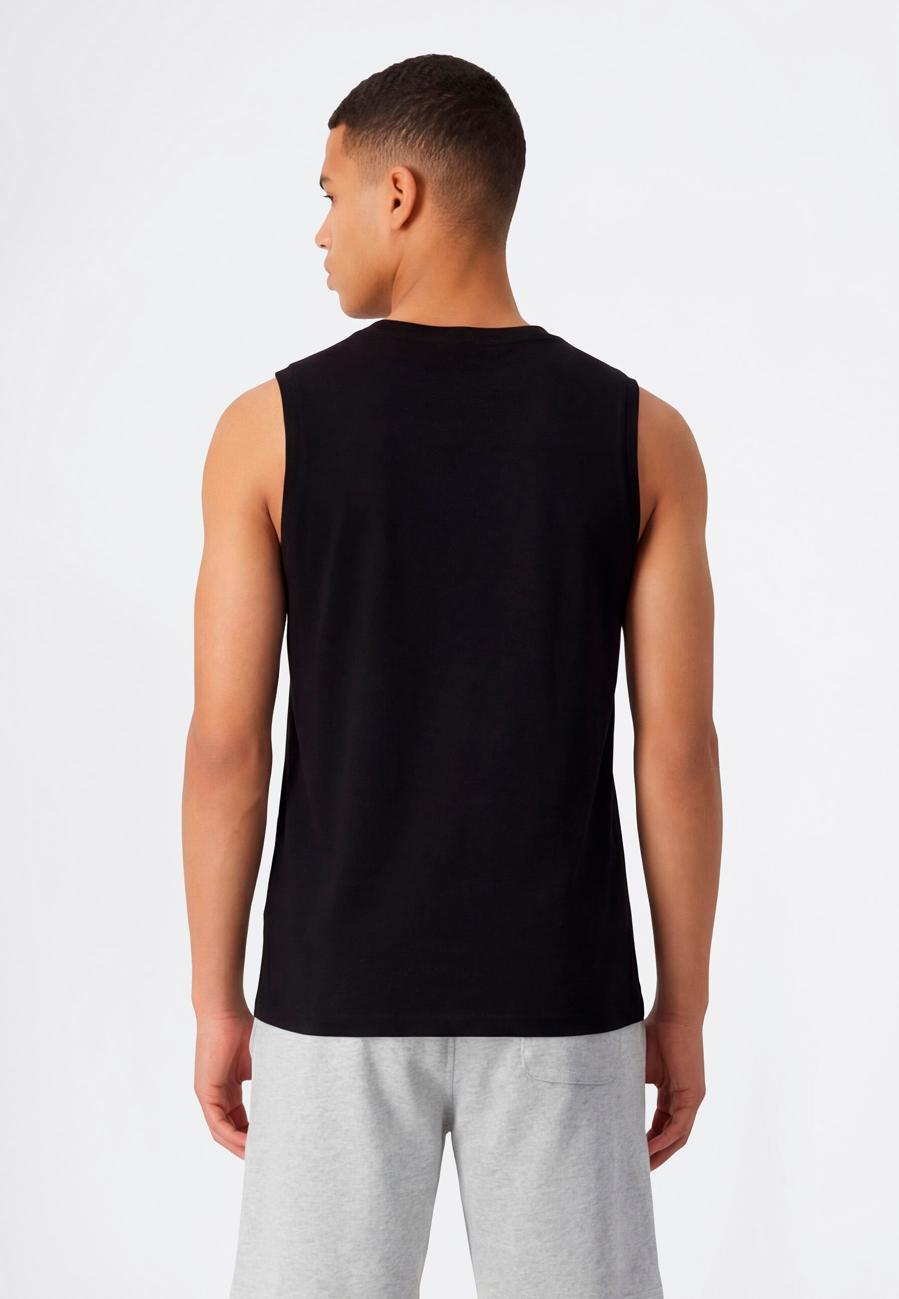 Champion Tanktop »BASICS Sleeveless T-Shirt Large Logo« 1 tlg. sportliche Schnittform, sportlicher Stil, mit Rundhalsausschnitt