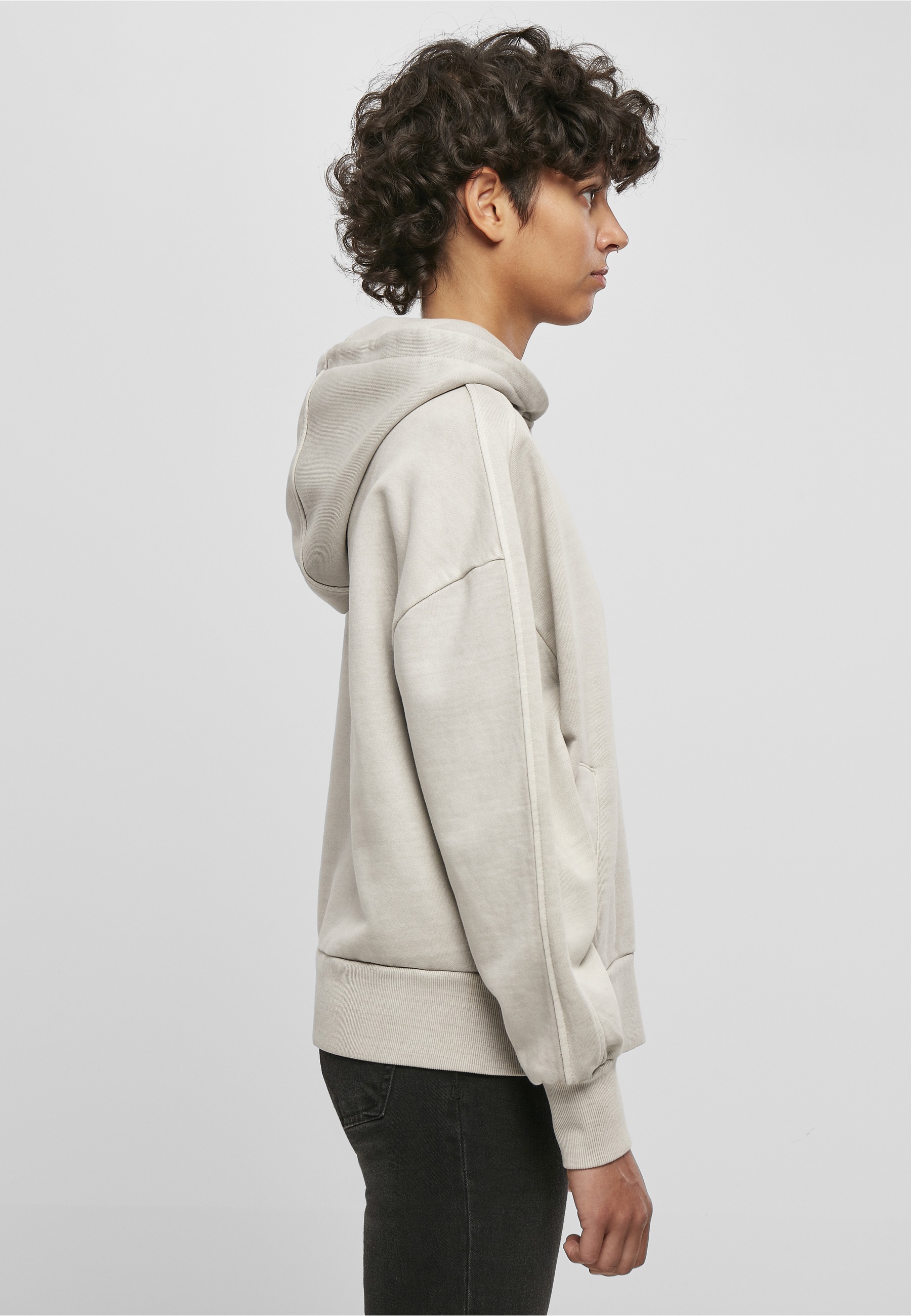 URBAN CLASSICS Kapuzensweatshirt »Urban Classics Damen Ladies Heavy Terry Garment Dye Hoody«, 1 Stk.
