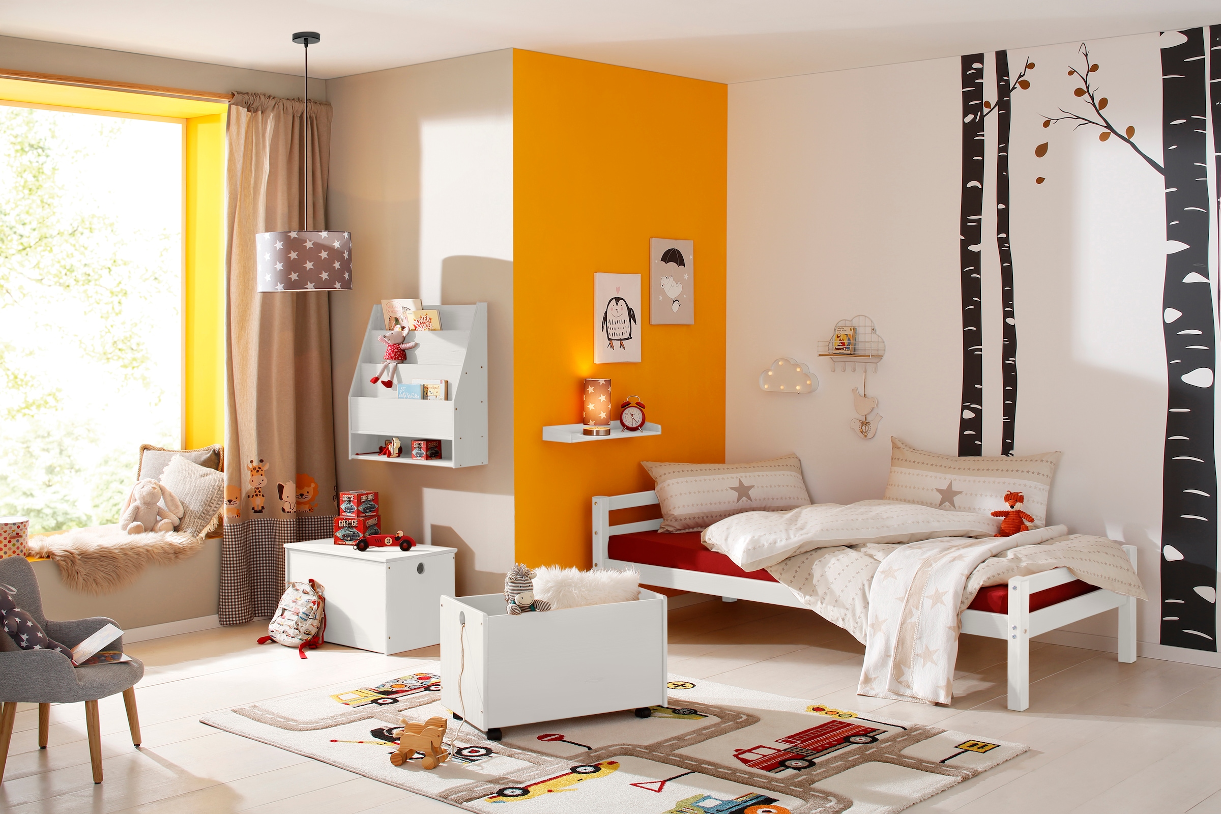 Lüttenhütt Kinderbett »Alpi«, Einzelbett aus schönem Kiefernholz, Lattenrost, Liegefläche 90x200 cm