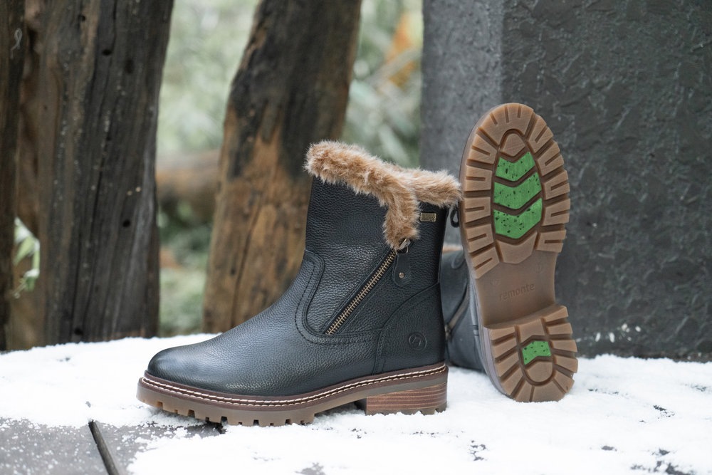 Remonte Winterstiefelette »FIBER-GRIP«, Winterboots, Outdoorboots mit Schurwollfutter und TEX-Ausstattung