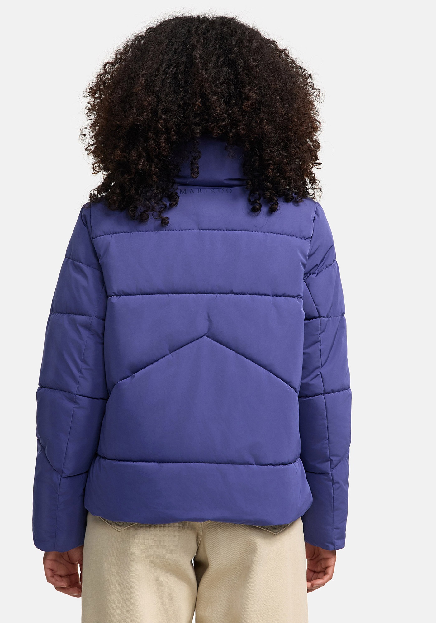 Marikoo Winterjacke »Jalliaa«, mit schönem Steppdesign