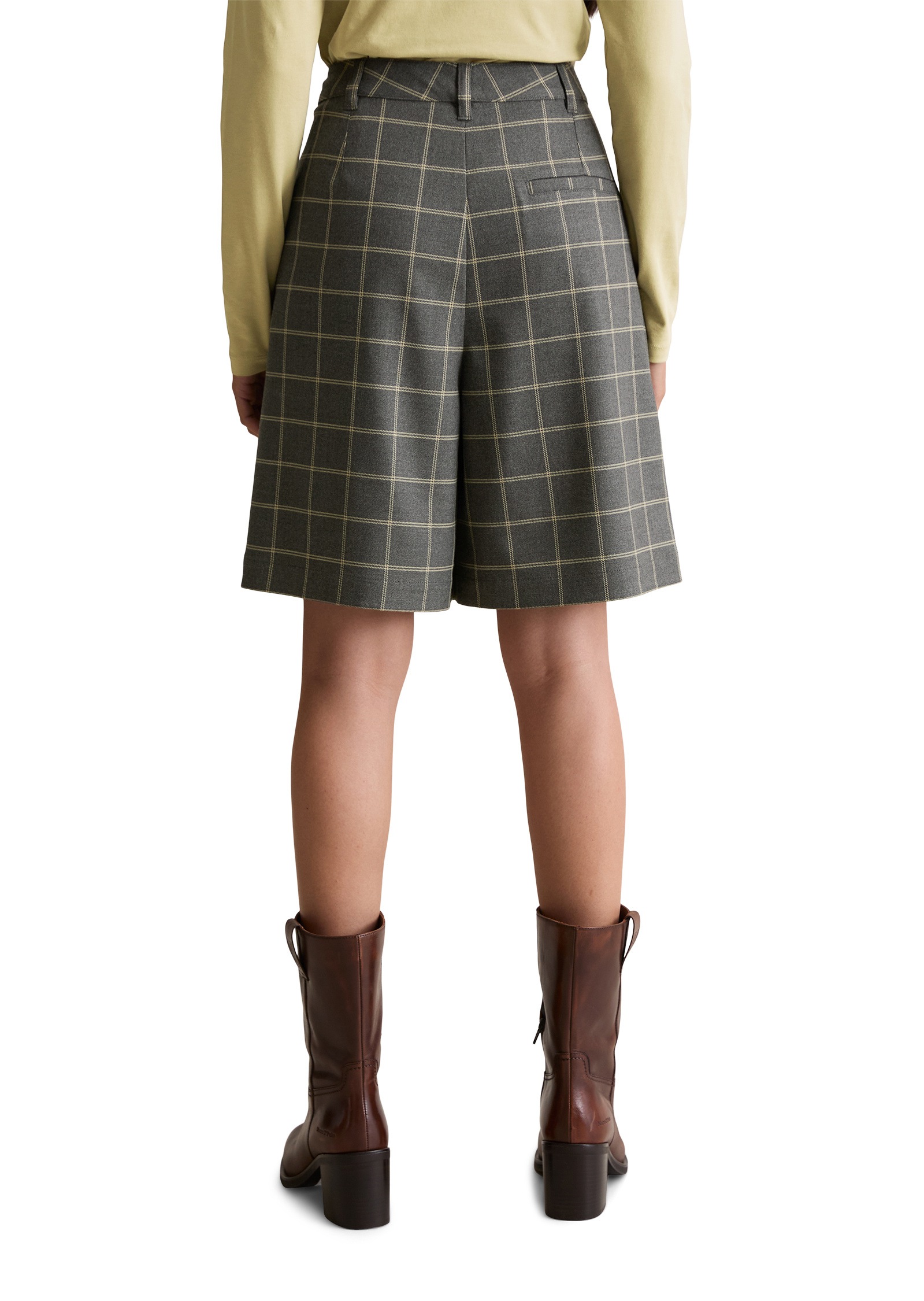 Marc O'Polo DENIM Shorts »mit recyceltem Polyester und Viskose«