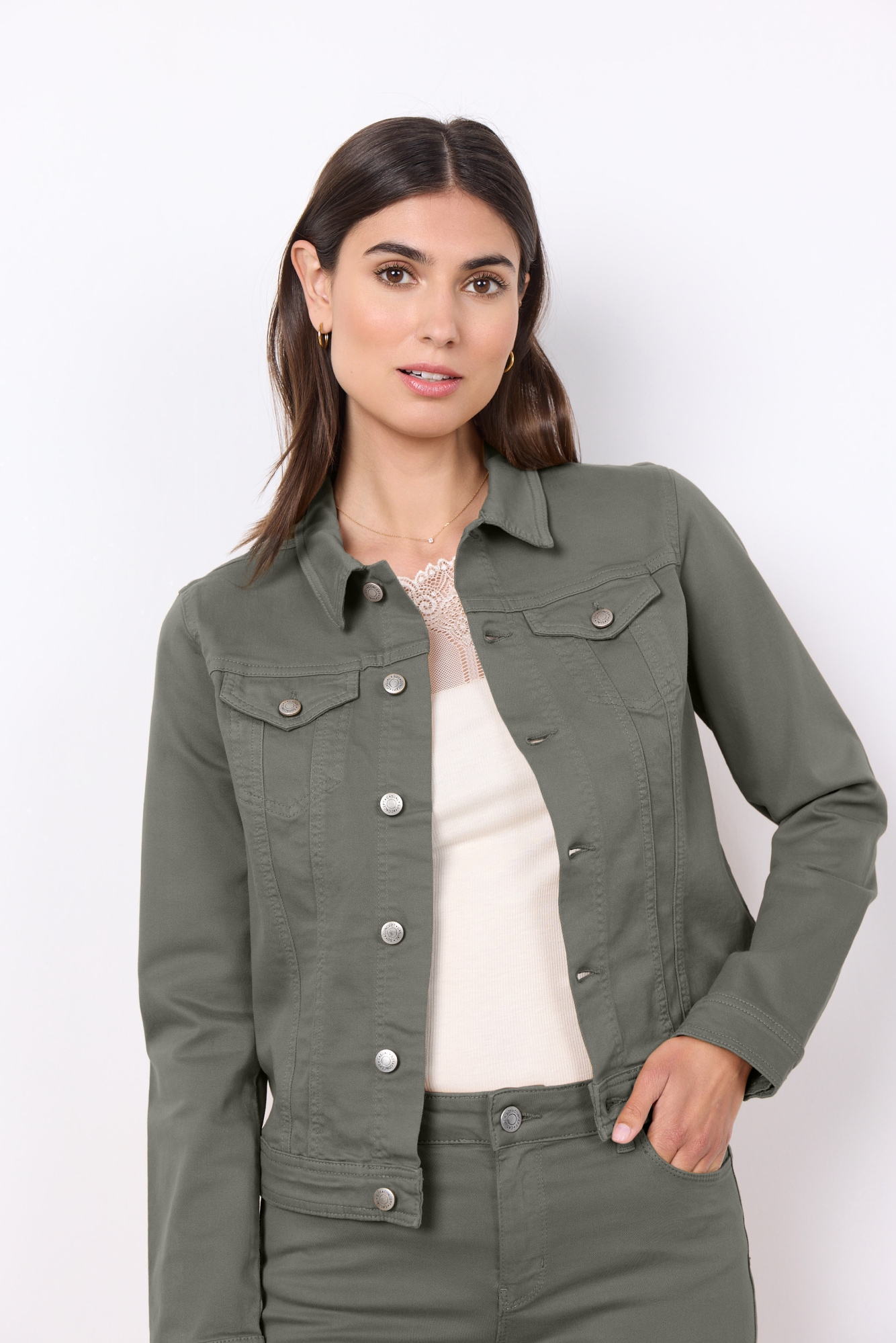 soyaconcept Jeansblazer »SC-ERNA 2«, Jeansjacke in taillierter Form und schönen Farben