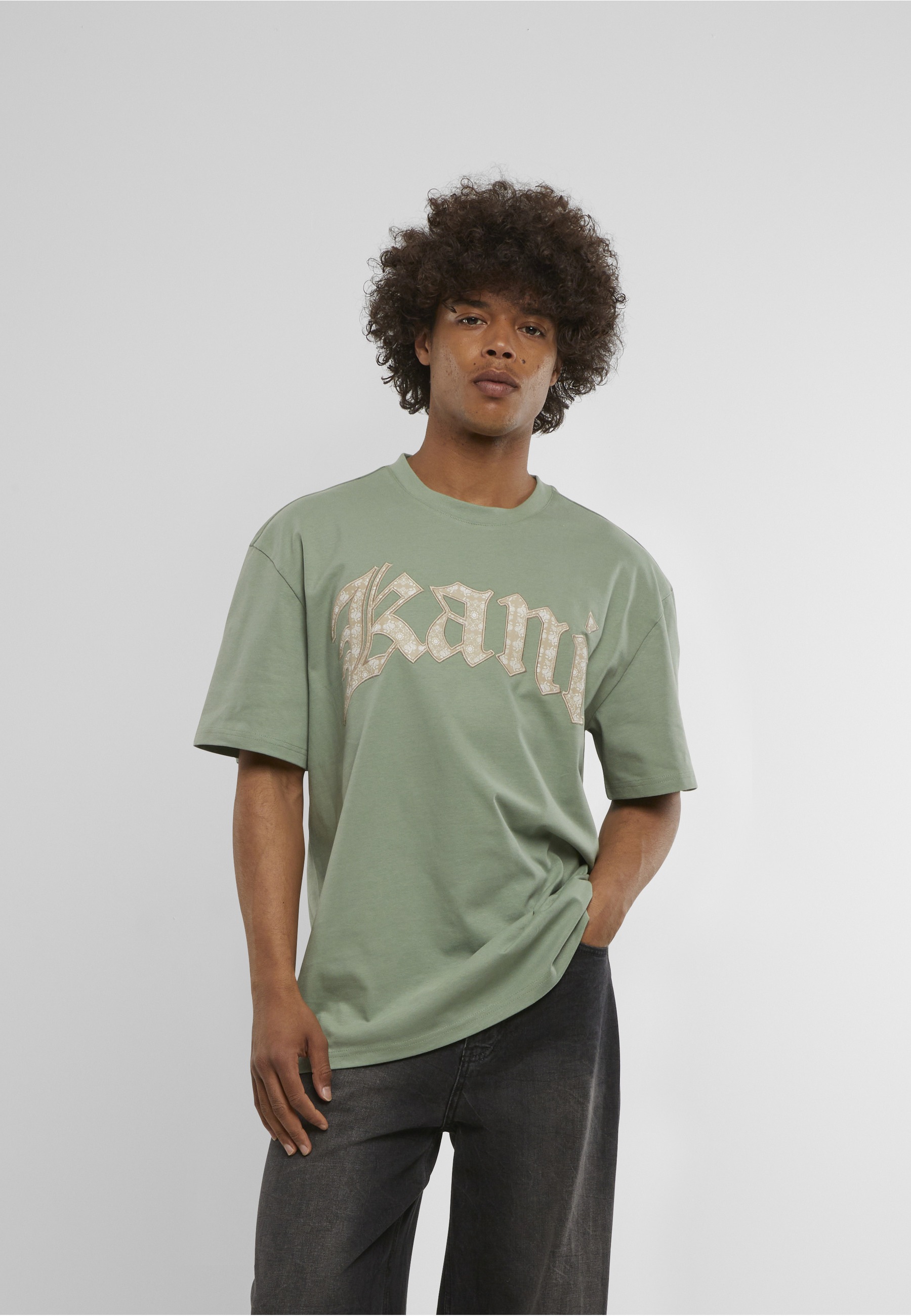 Karl Kani T-Shirt »Karl Kani Kani Paisley Letter T-Shirt« 1 Stk.