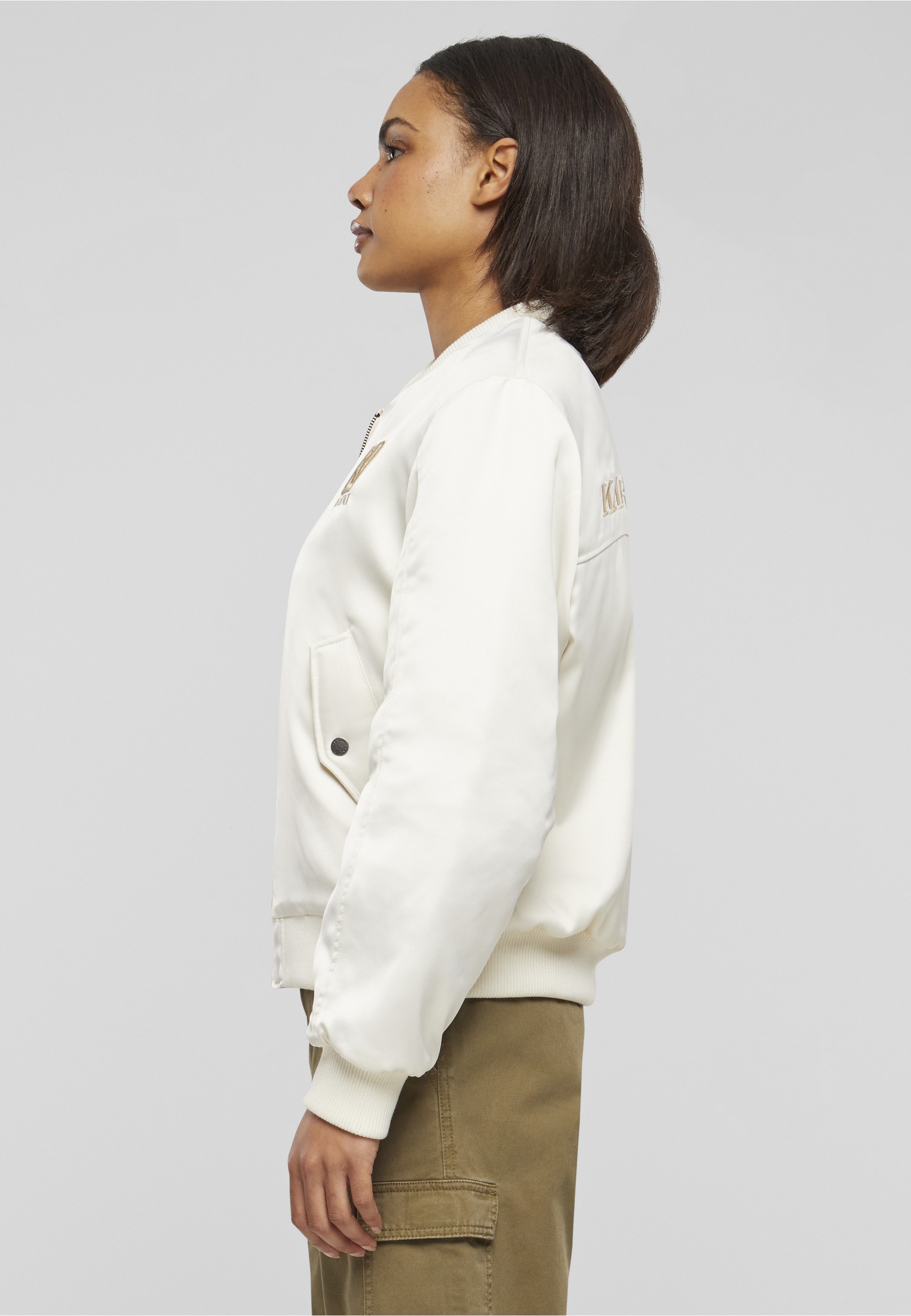 Karl Kani Bomberjacke »Karl Kani Damen KW241-014-2 Karl Kani Og Satin Bomber Jacket« 1 Stk. tlg. ohne Kapuze