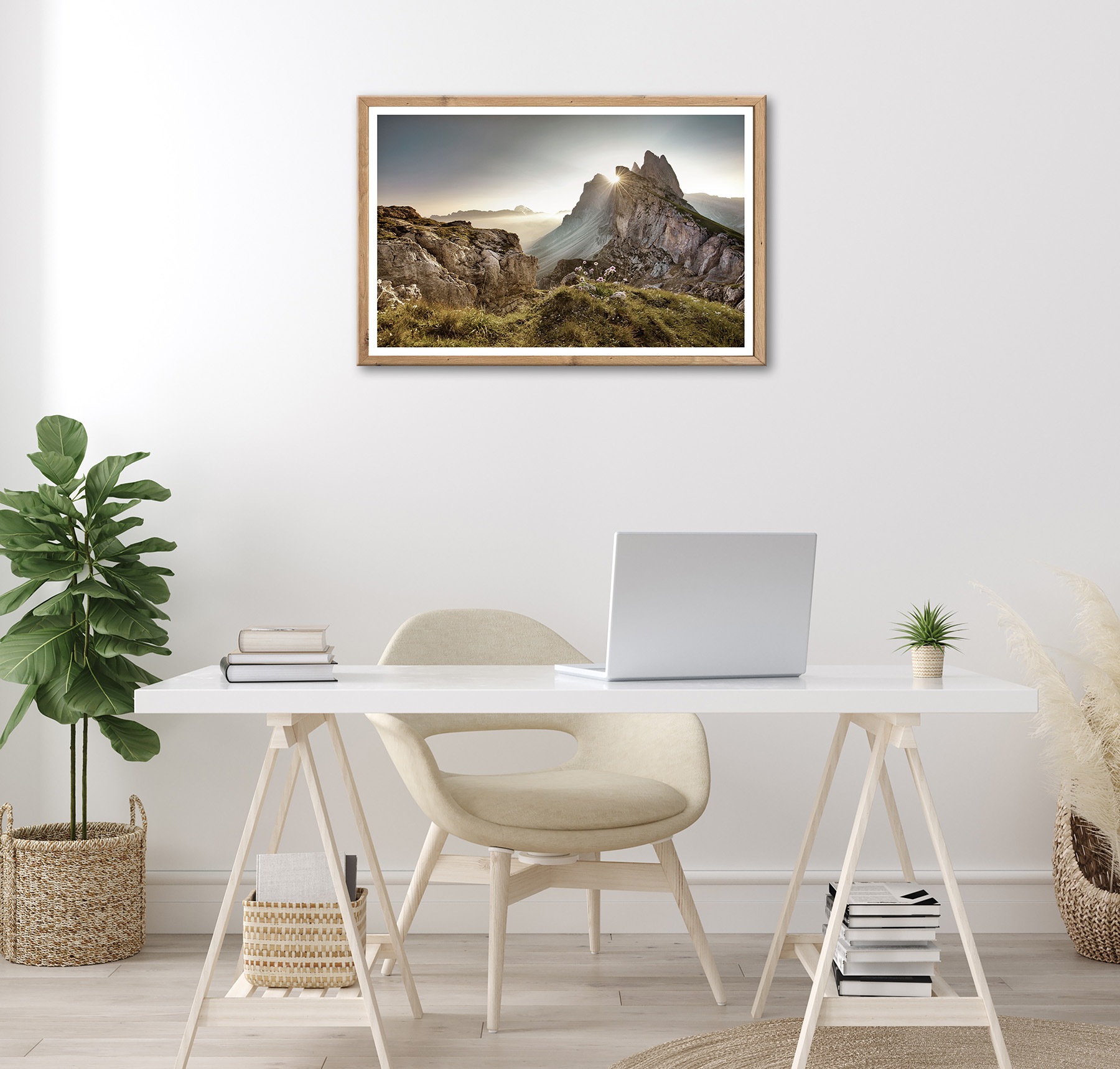 Bönninghoff Bild mit Rahmen »Wandbild gerahmt BERGE SONNENAUFGANG 50x70 cm – Landschaftsbild Alpen« Berge | Blumen | Felsen | Natur | Sonnenaufgang 1 Stk. tlg. mit dekorativem Rahmen