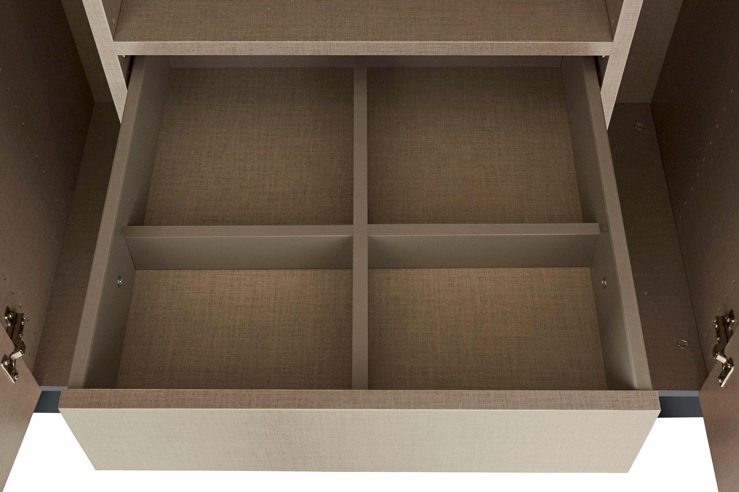 rauch Drehtürenschrank »Kleiderschrank Schrank Garderobe TOPSELLER OTELI inkl. Inneneinteilung«, mit 3 Innenschubladen extra Böden optional mit Spiegel MADE IN GERMANY