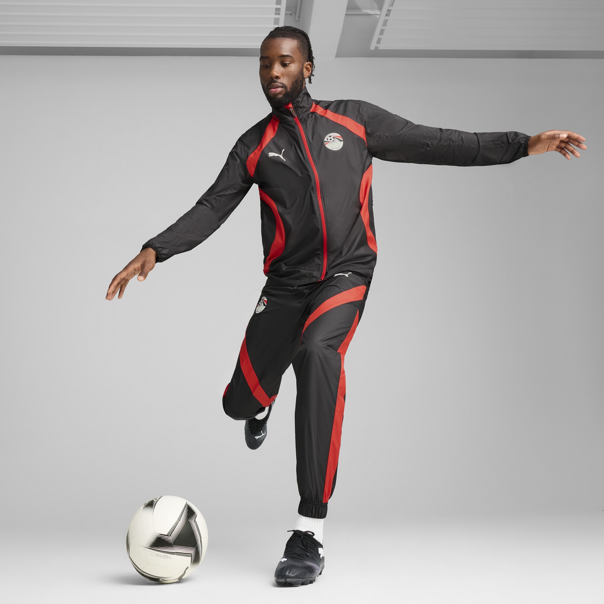 PUMA Trainingsjacke »Ägypten Gewebte Aufwärmjacke Herren«