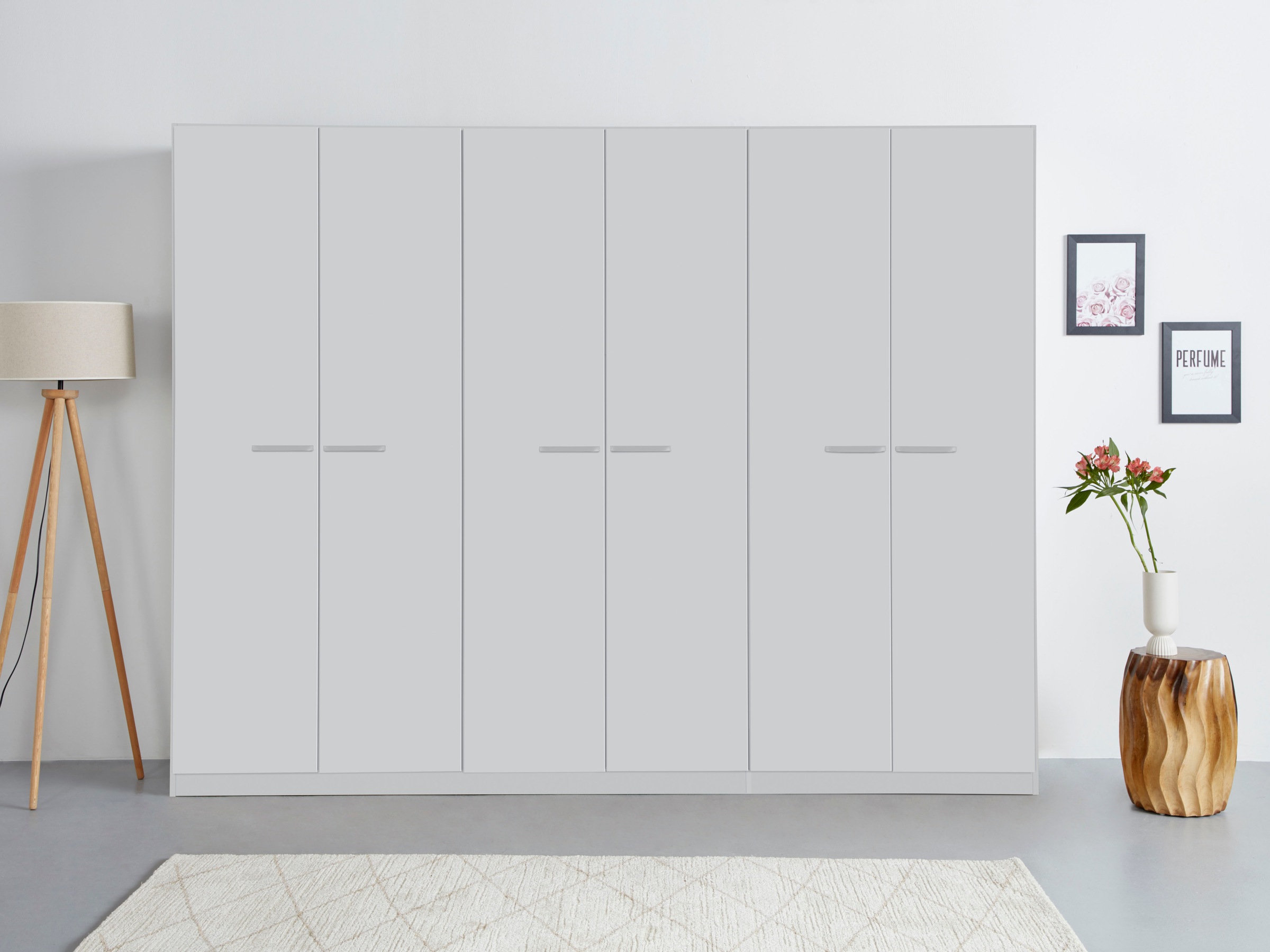 rauch Drehtürenschrank »Kleiderschrank Schrank Garderobe TOPSELLER OTELI inkl. Inneneinteilung«, (erhältlich in Breiten 91-360 cm, ab Breite 136cm inkl. Innenschubladen), mit zusätzlichen Einlegeböden, optional mit Spiegel MADE IN GERMANY