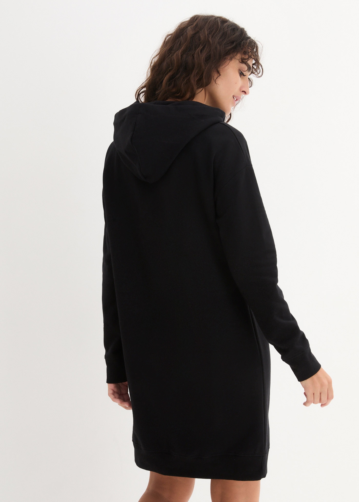 bonprix Sweatkleid »Sweatkleid mit Baumwolle« Kängurutasche mit Kapuze, aus Baumwolle und Viskose, lockere Passform
