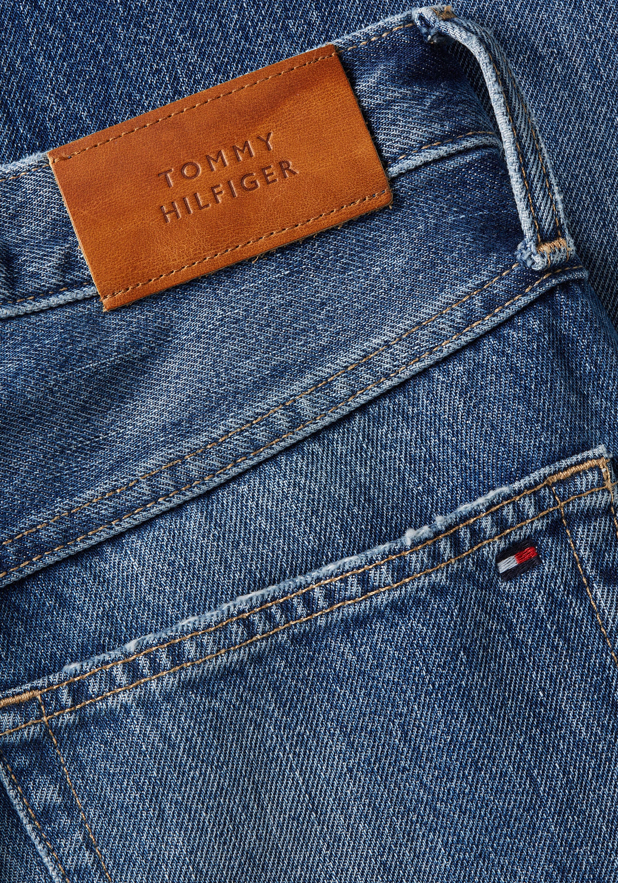 Tommy Hilfiger Straight-Jeans »CLASSIC STRAIGHT HW A TWIST BETH«, mit Tommy Hilfiger Logo-Badge
