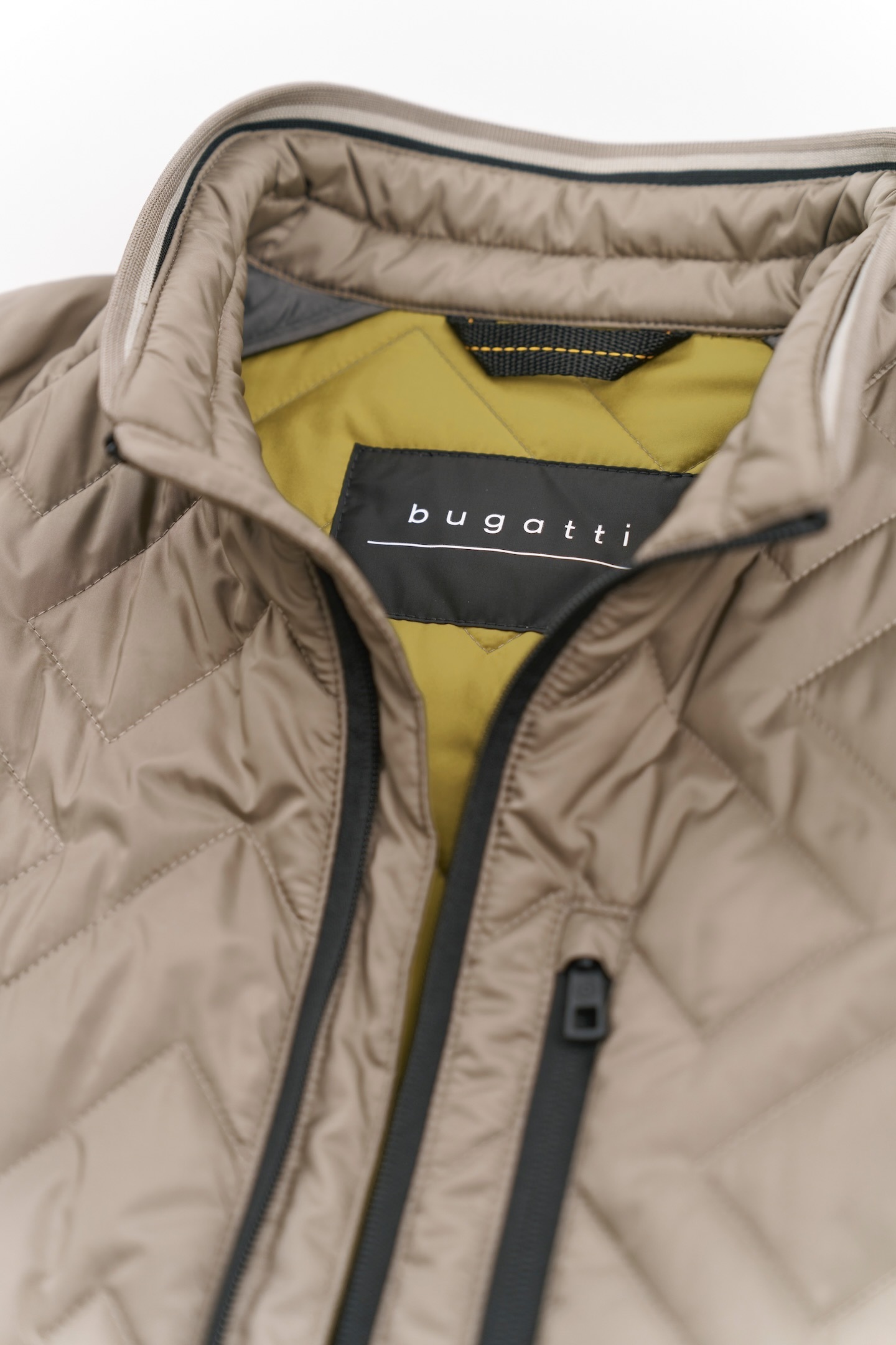 bugatti Blouson, ohne Kapuze, in Steppoptik