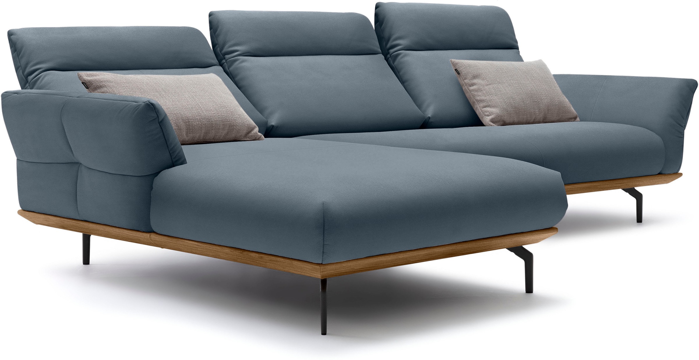 Creation BY ROLF BENZ Ecksofa »CR.460«, Sockel in Nussbaum, Winkelfüße in Umbragrau, Breite 318 cm