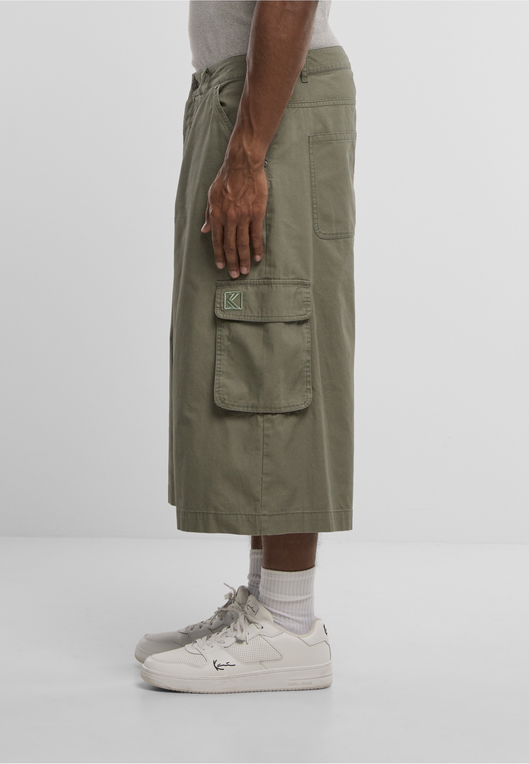 Karl Kani Cargoshorts »Karl Kani OG Camo Baggy Cargo Shorts«