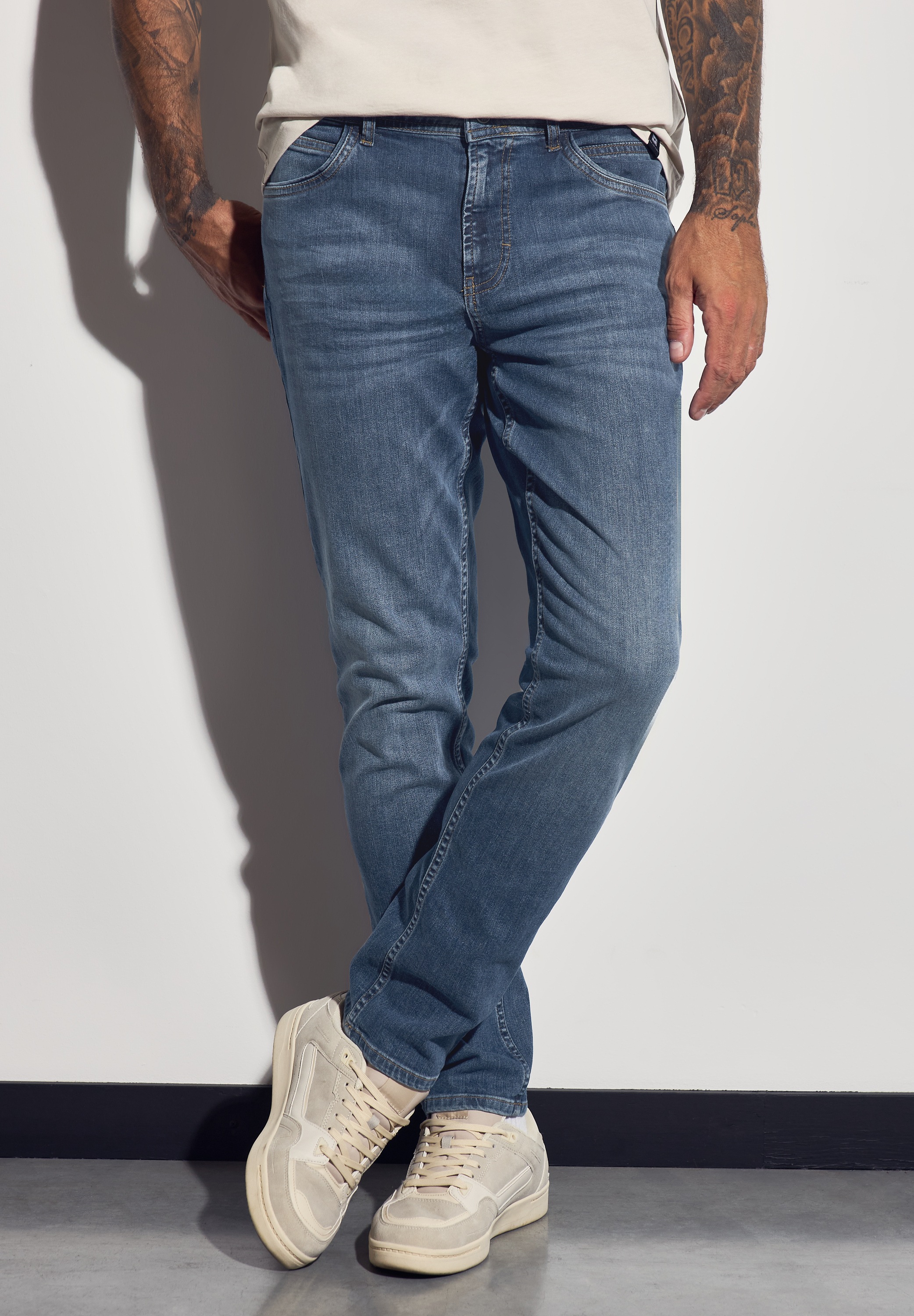 STREET ONE MEN Regular-fit-Jeans, aus Baumwolle mit Stretchanteil