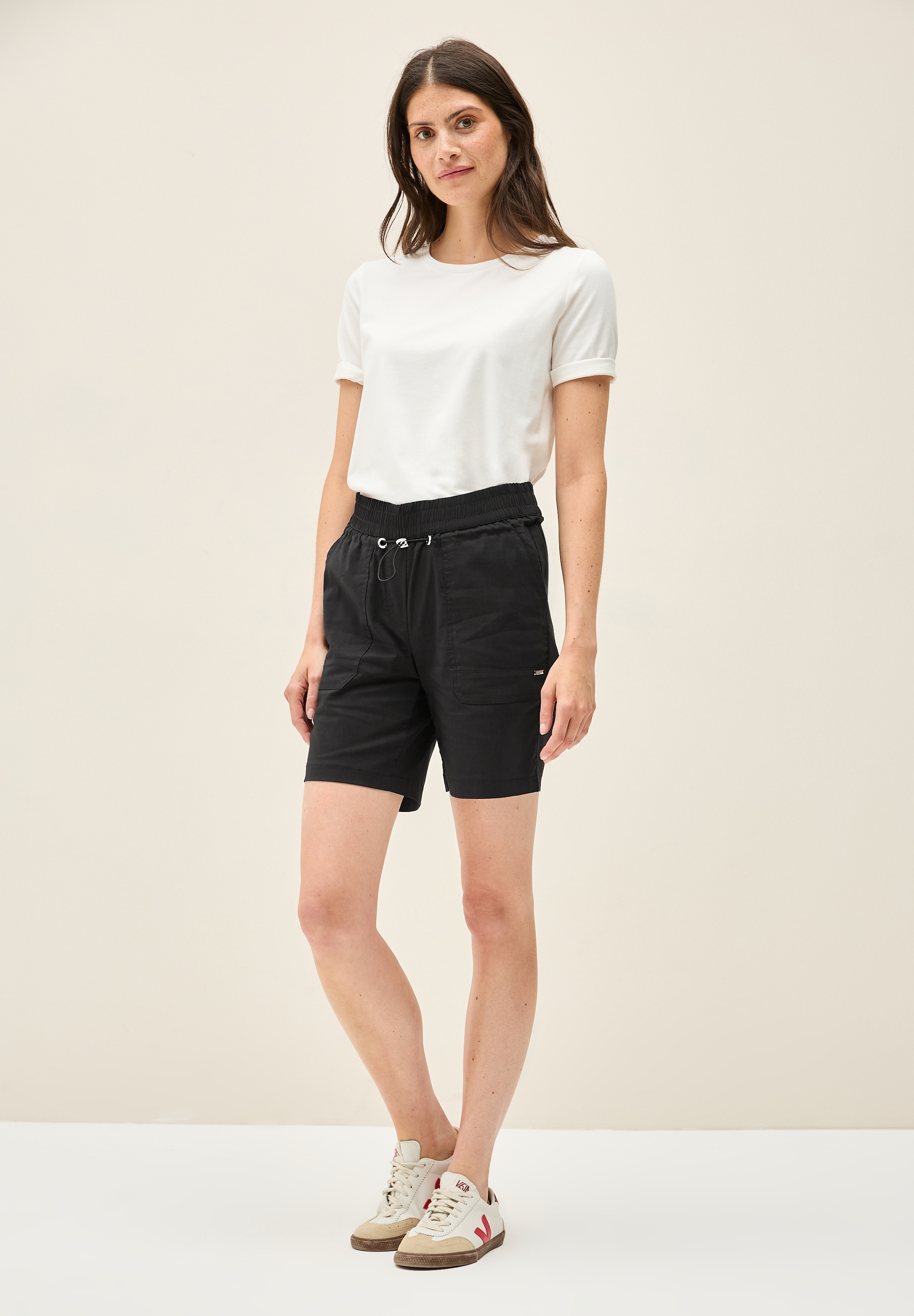 Cecil Shorts, Middle Waist