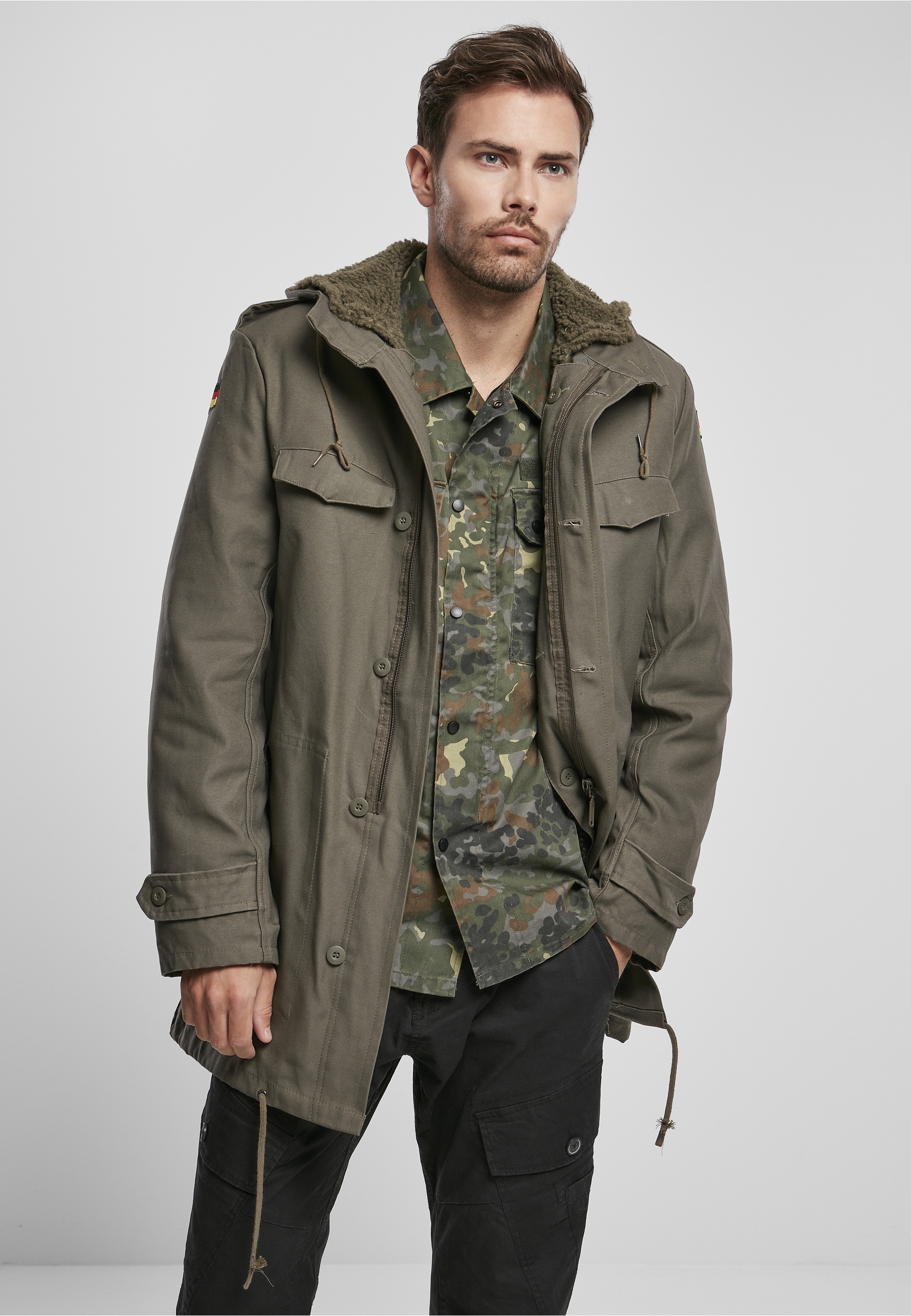 Brandit Allwetterjacke »Brandit Herren BW Flag Parka« 1 Stk. tlg. mit Kapuze