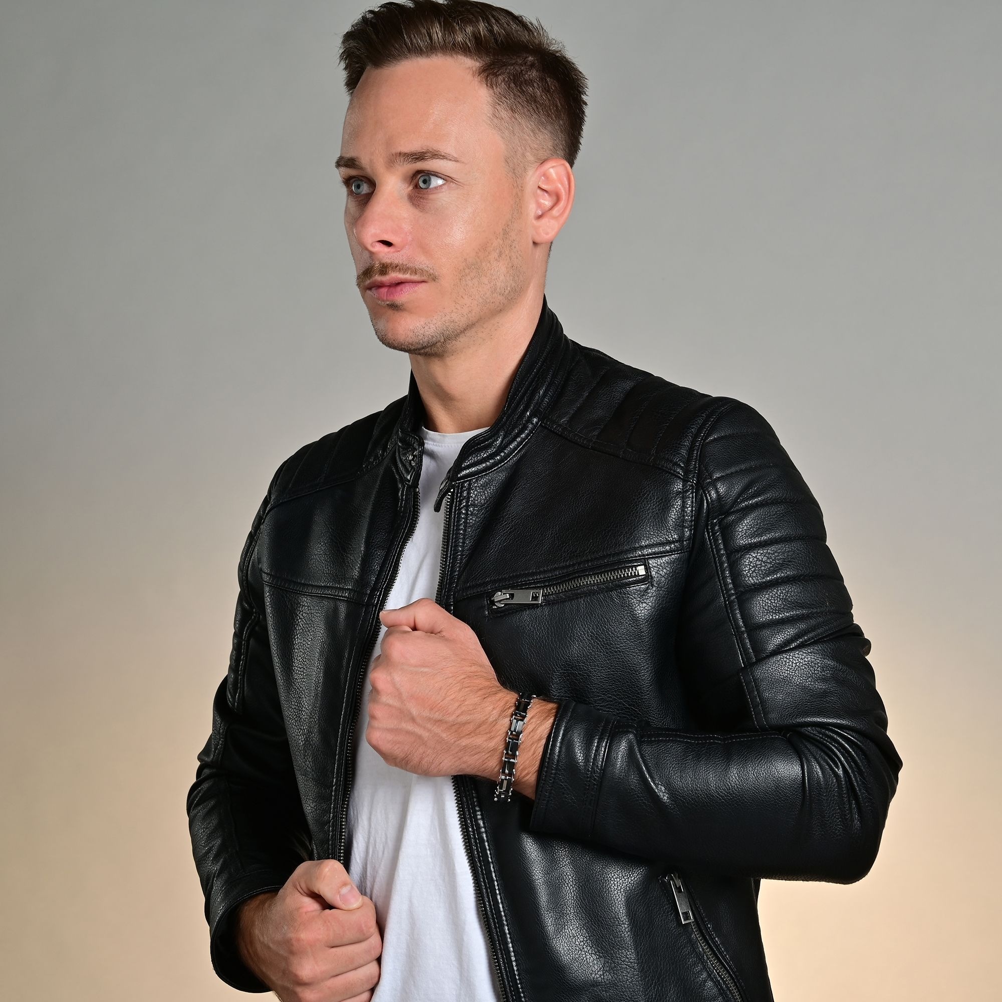 Adelia´s Gliederarmband »Herren Armband – Gliederarmband aus Edelstahl 21 cm« Geschenkidee: zeitlos und vielseitig