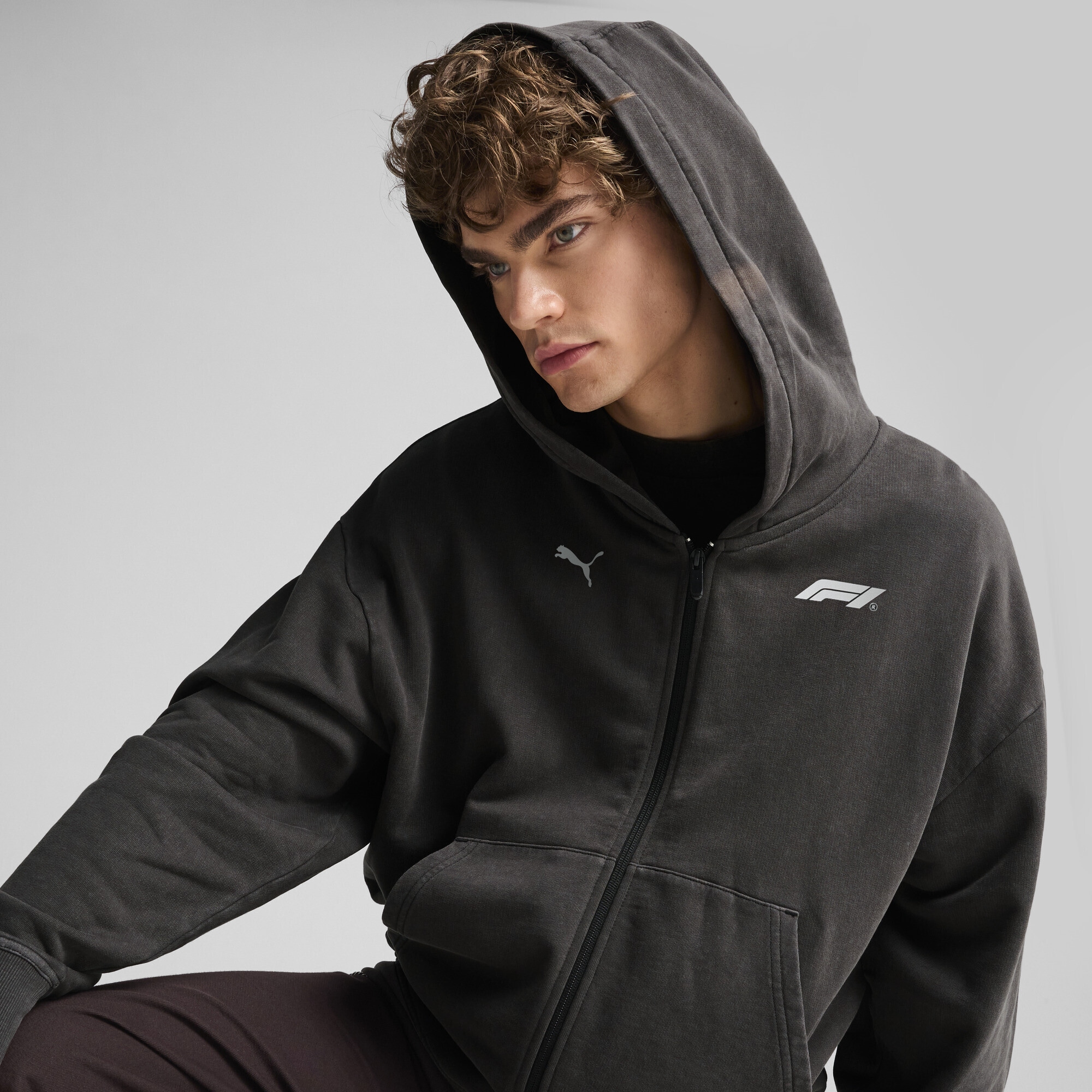 PUMA Sweatjacke »F1® Graphic Hoodie mit durchgehendem Reißverschluss Herren«